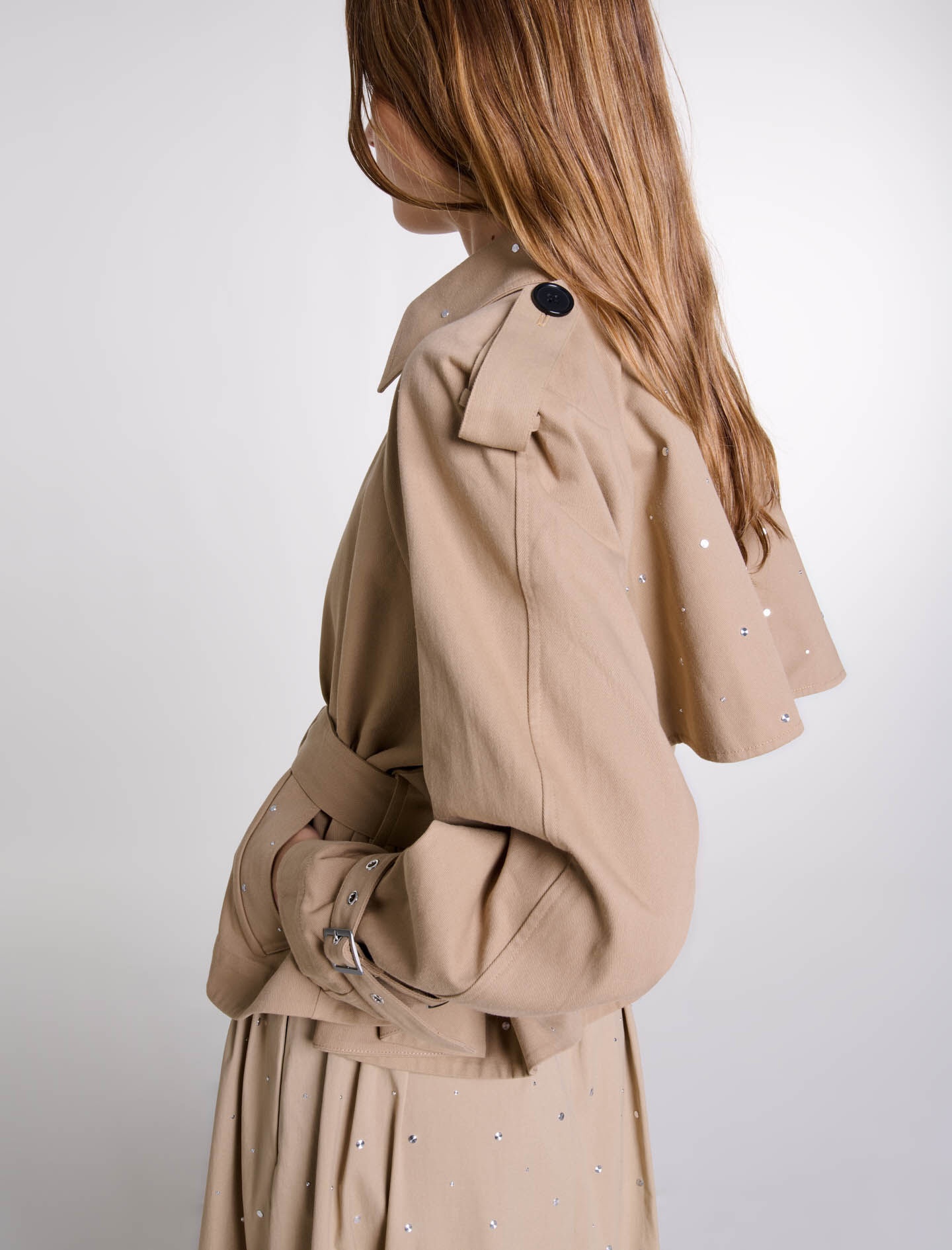 Short studded trench coat - 8