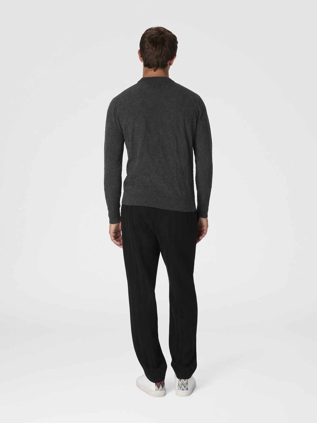 Crew neck sweater in pure cashmere with chevron pattern - 3