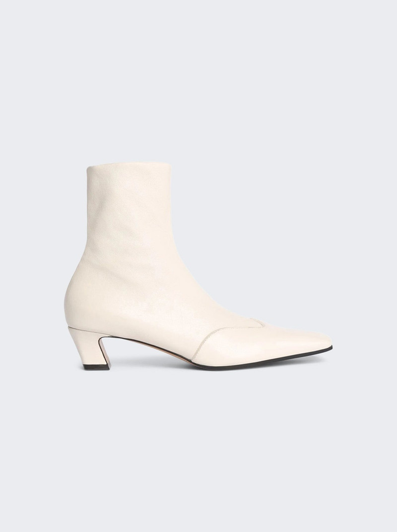 Nevada Stretch Low Boot Cream 1