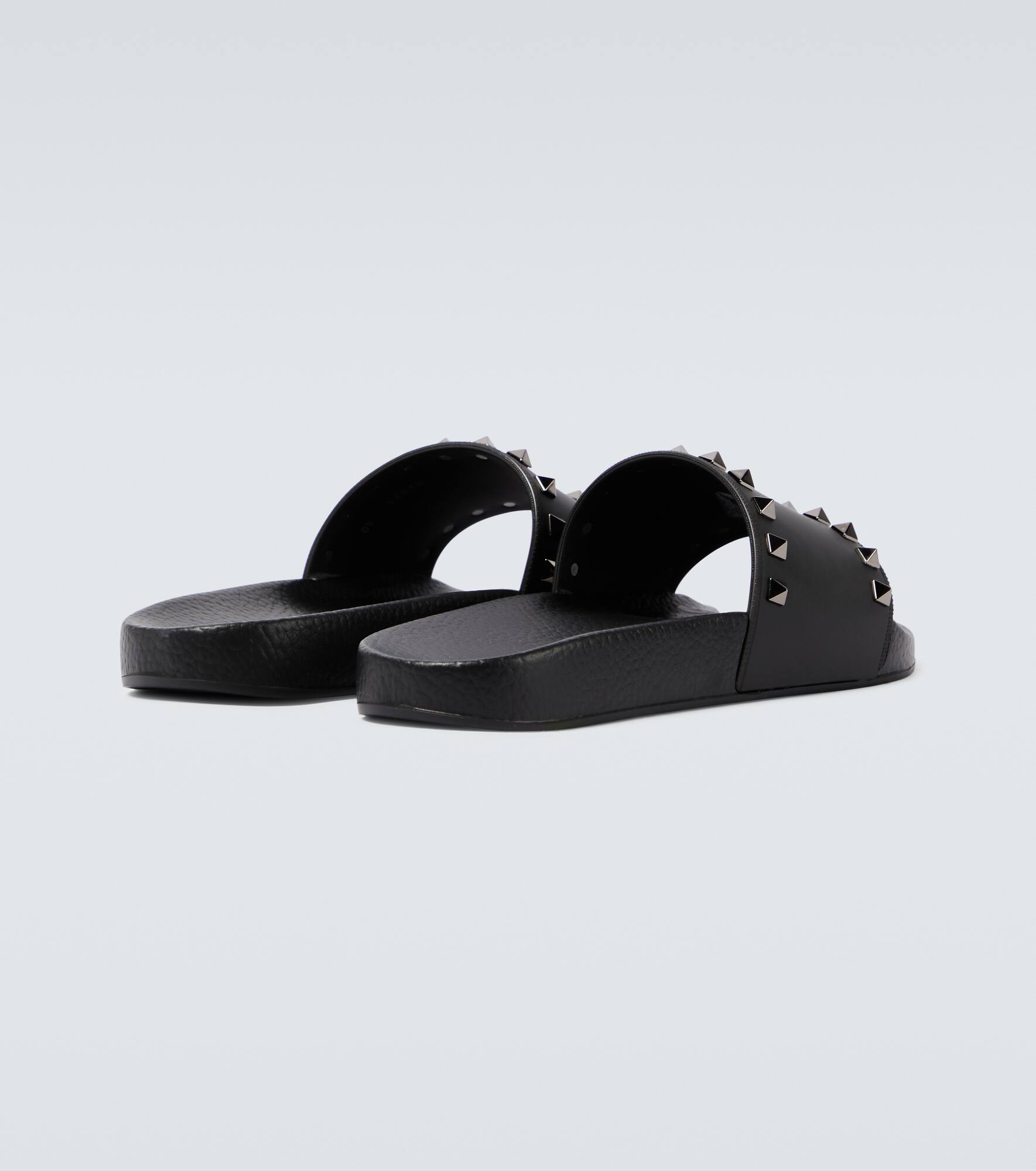 Rockstud slides - 6