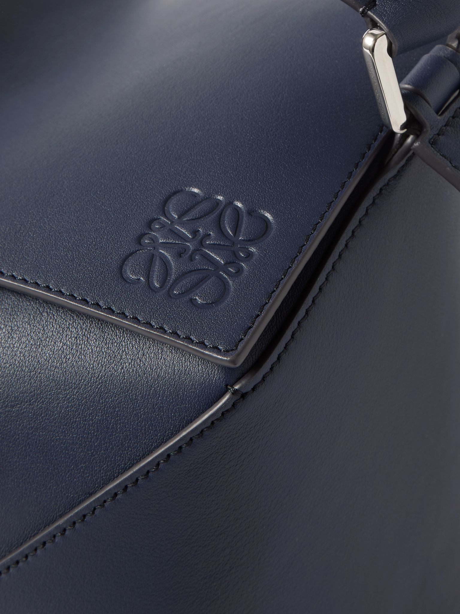Puzzle Edge Large Logo-Debossed Leather Messenger Bag Navy - 4