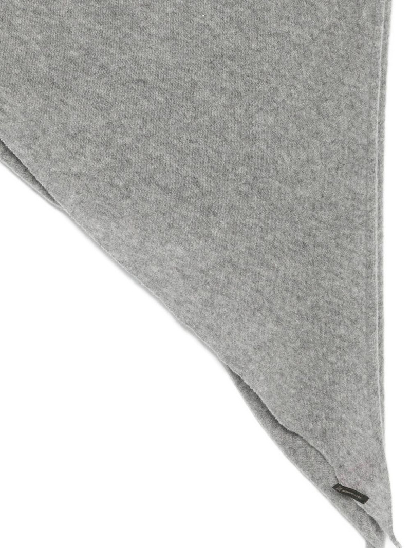 triangle scarf 3