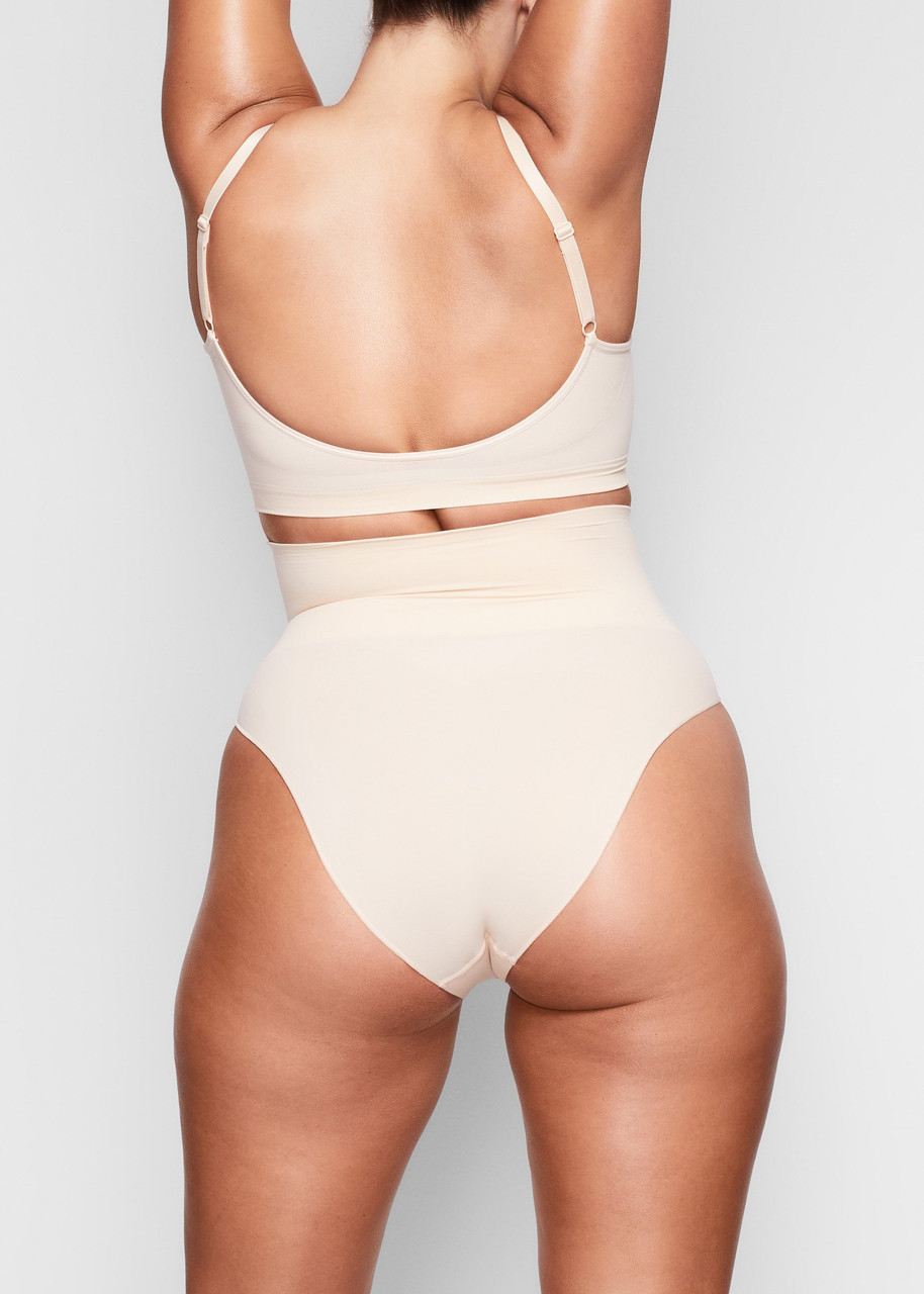 Skims Seamless Sculpt Bralette - 3