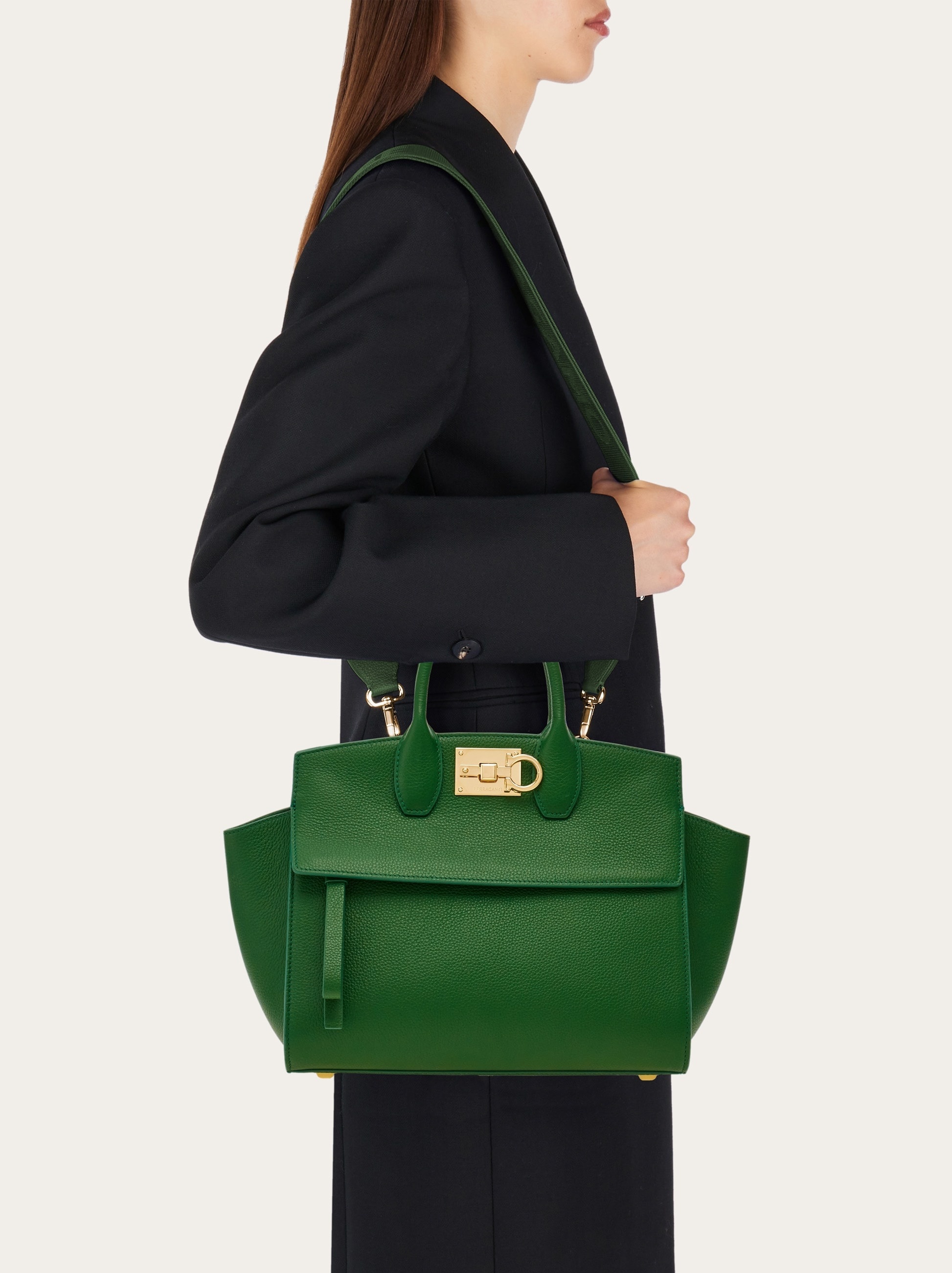 Ferragamo Studio Soft bag (S) 3