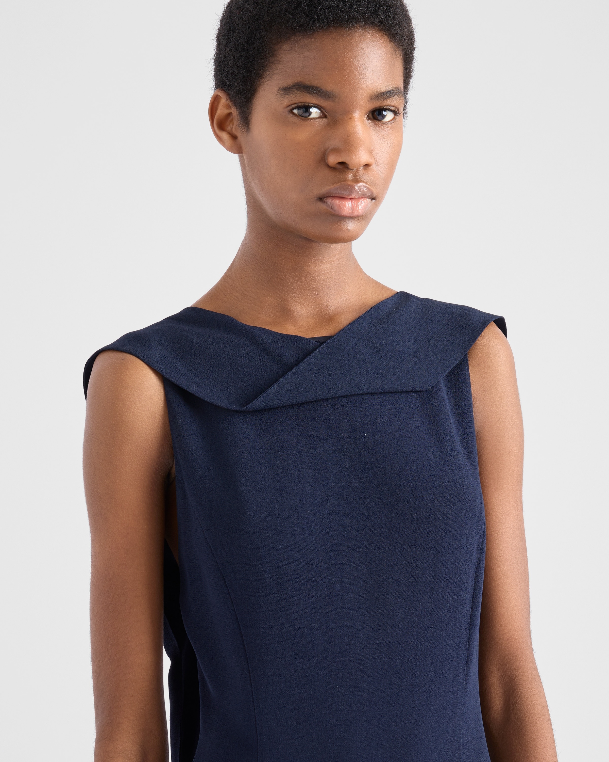 Asymmetrical satin crepe dress - 3