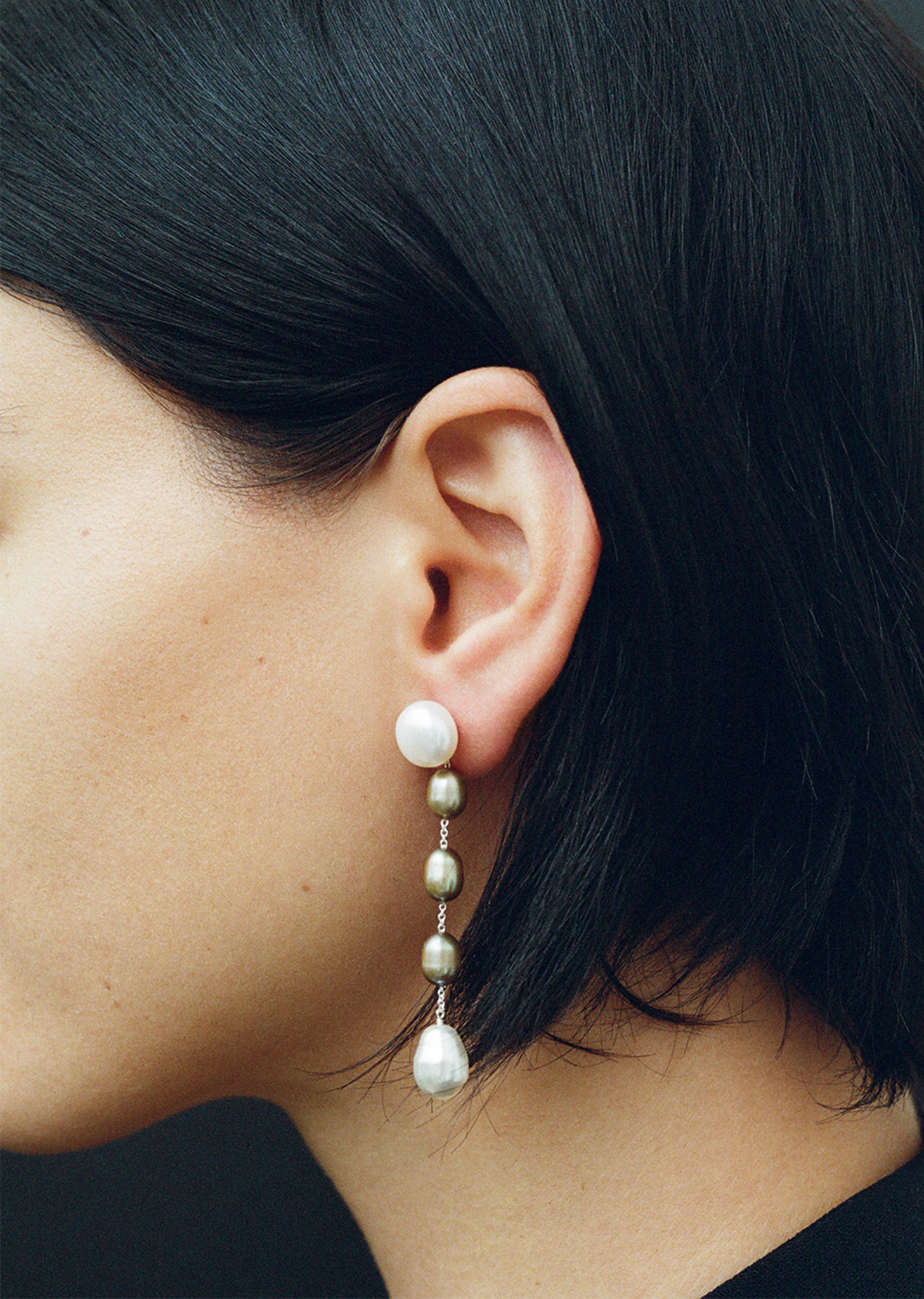 Small Passante Earrings — Pistachio Pearl - 2