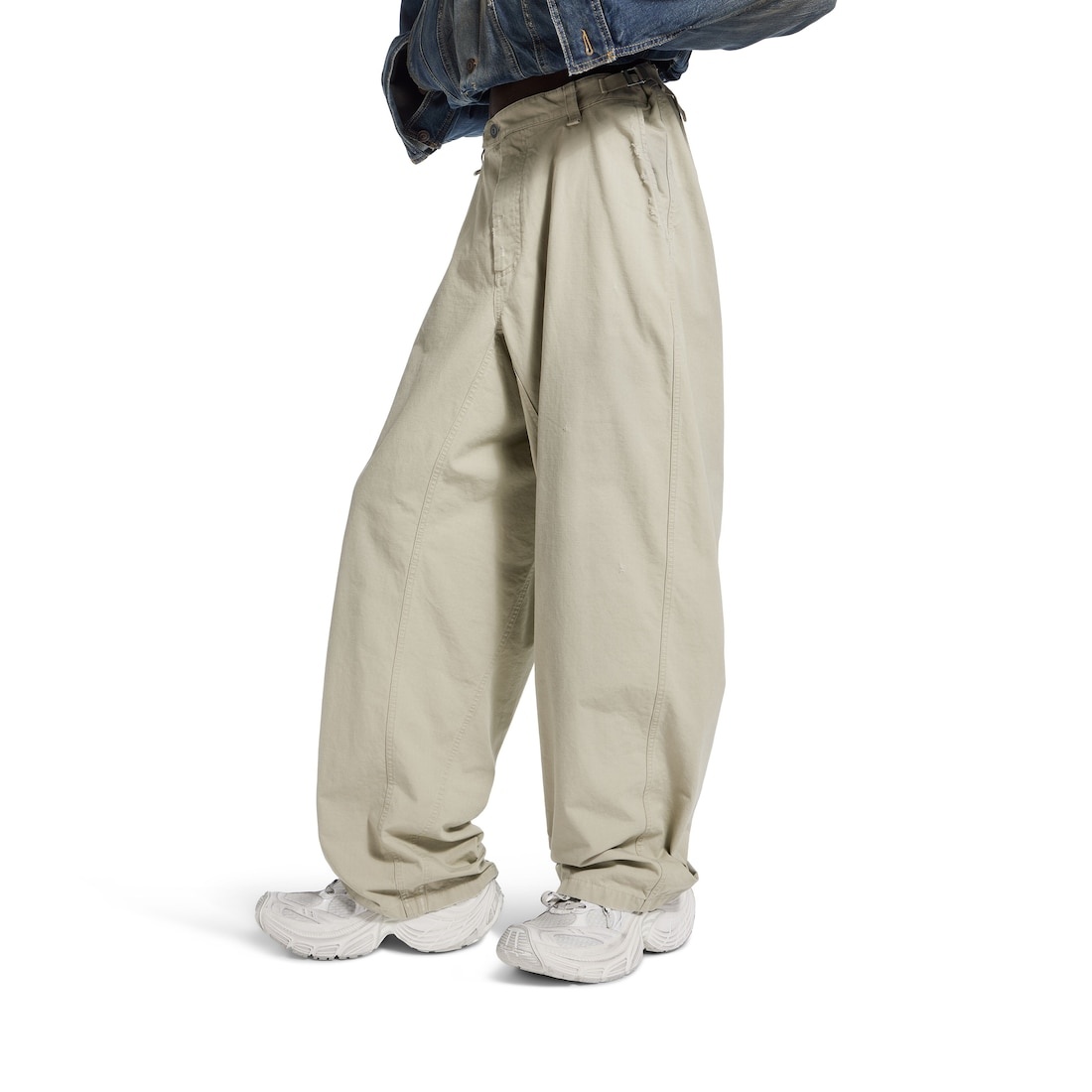 Men's Minimal Cargo Pants in Beige - 5