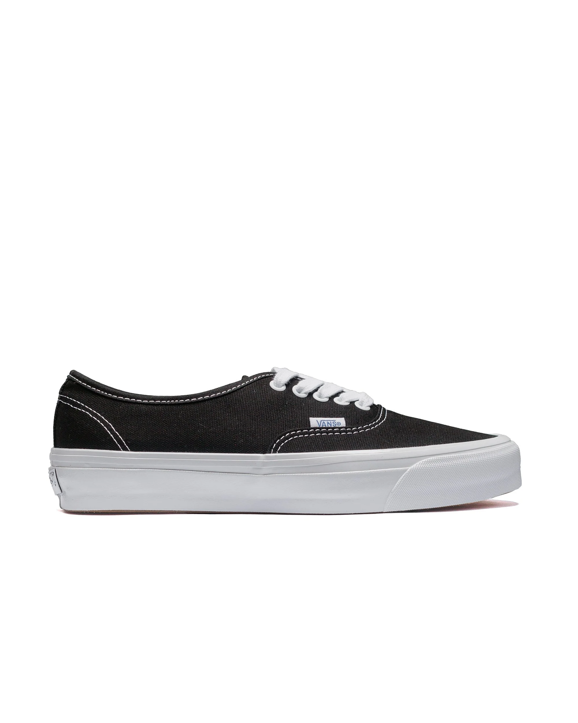 Premium Authentic Reissue 44 LX Black/White - 1
