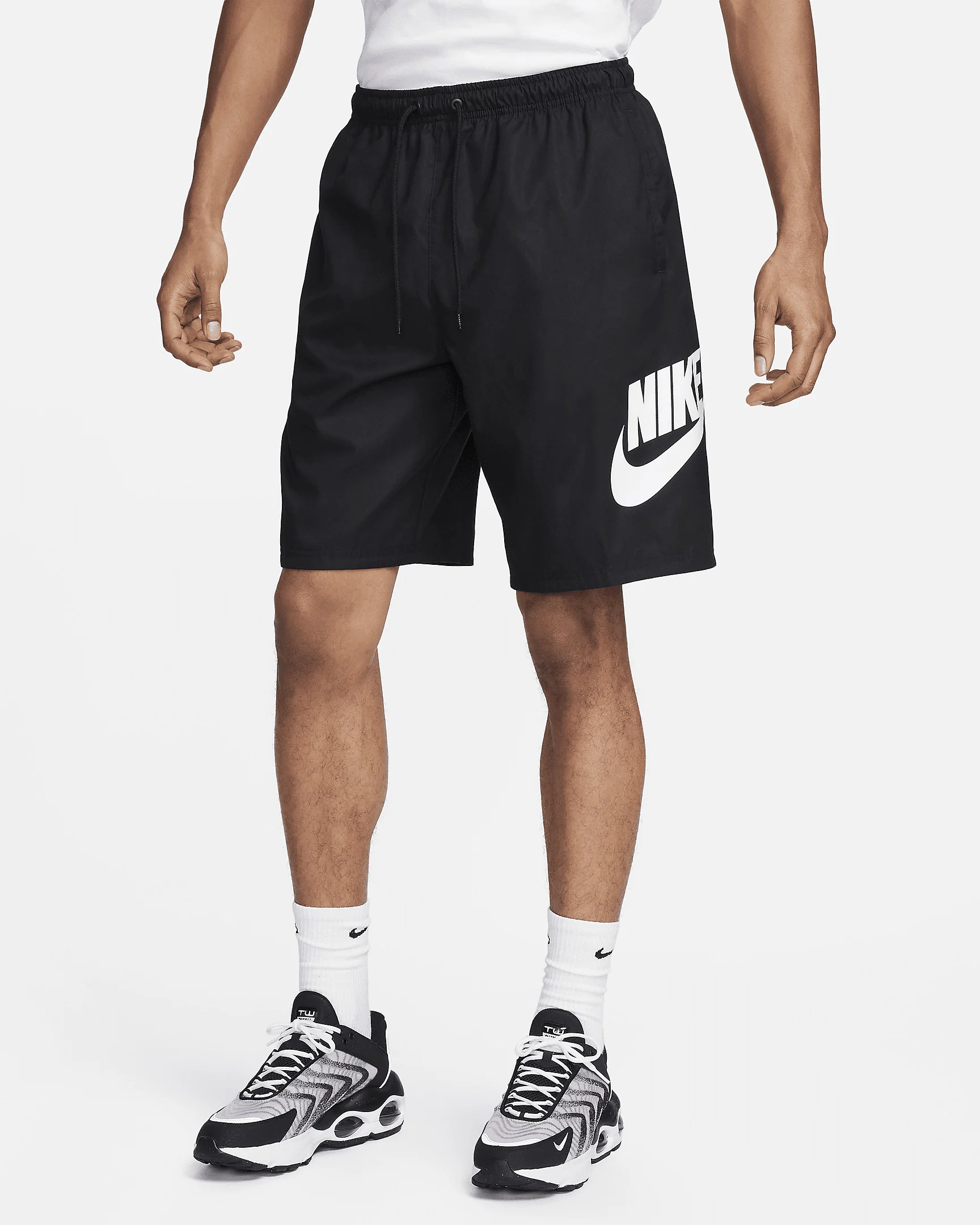 Nike Club Men's Woven Shorts - 1