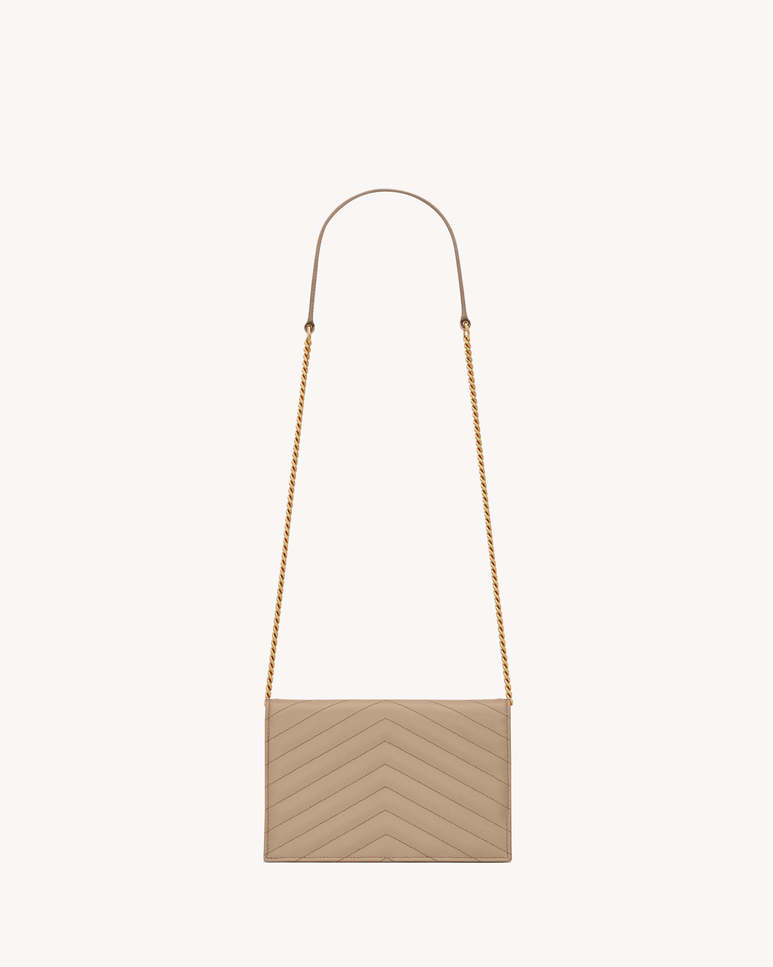 CASSANDRE ENVELOPE CHAIN WALLET IN GRAIN DE POUDRE LEATHER - 2