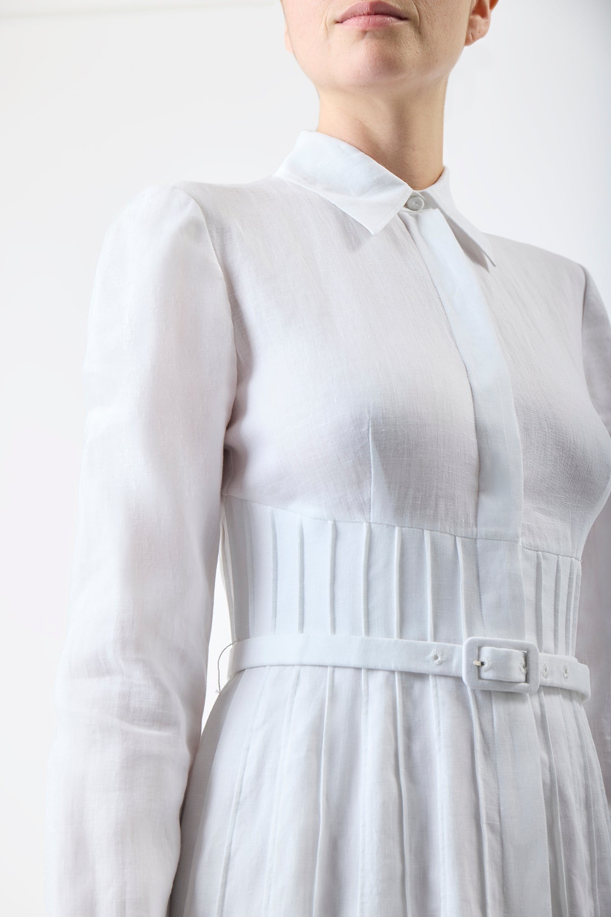 Dewi Pleated Dress in White Aloe Linen - 6