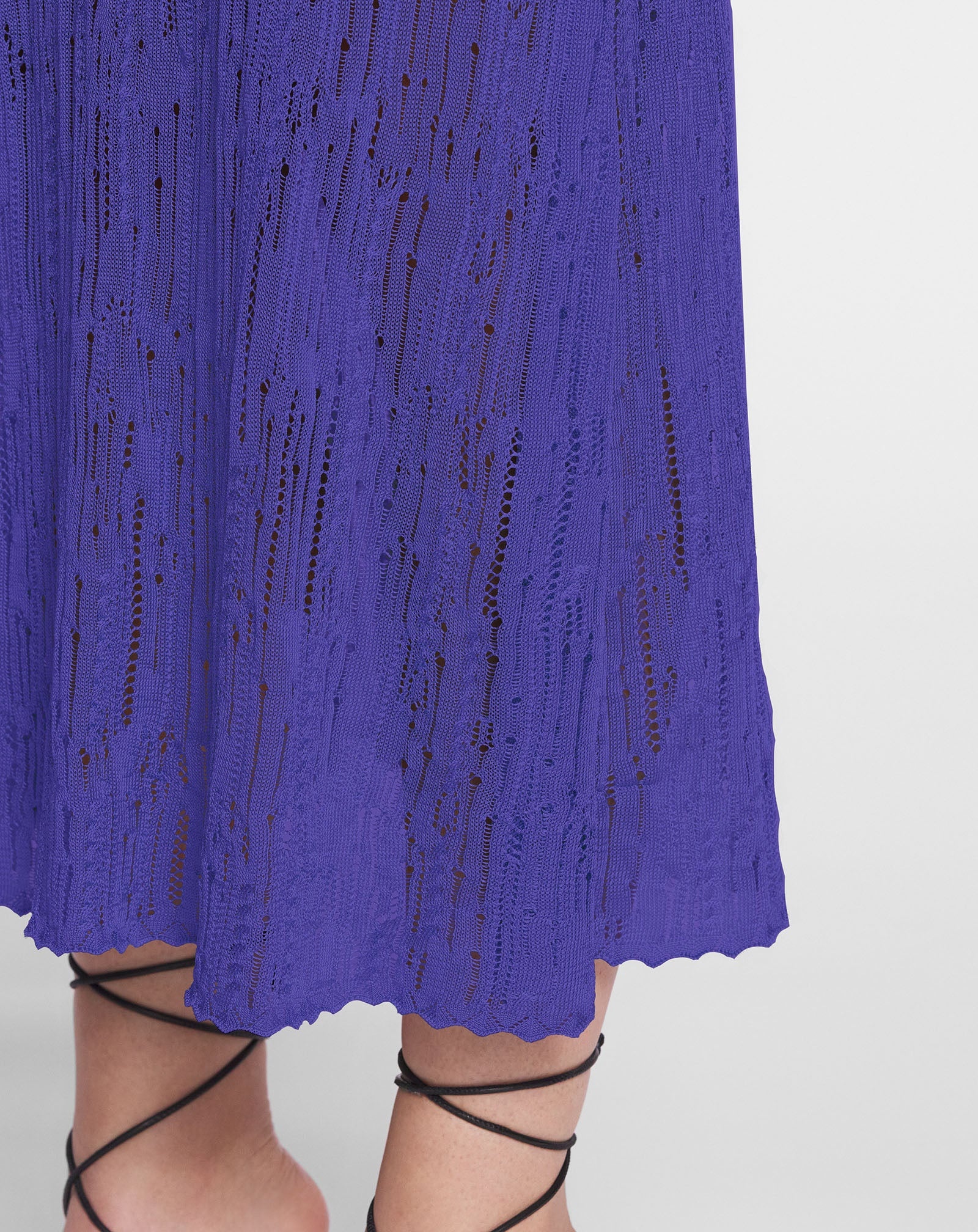 SLEEVELESS MIDI DRESS - 6