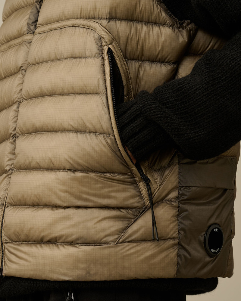 D.D. Shell Lens Down Vest 4