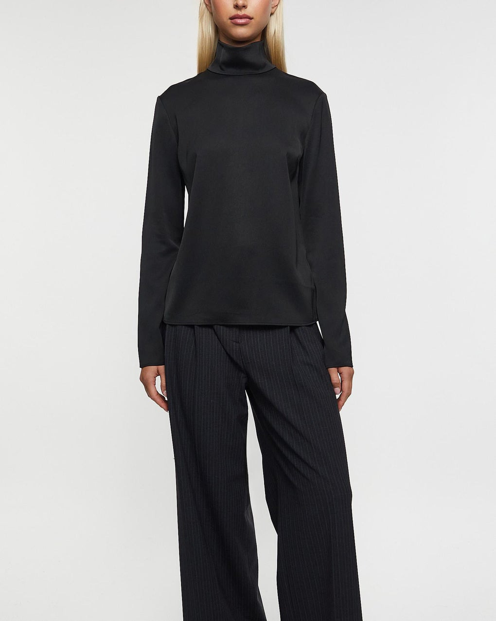 Blouse Turtleneck Satin  Black - 2