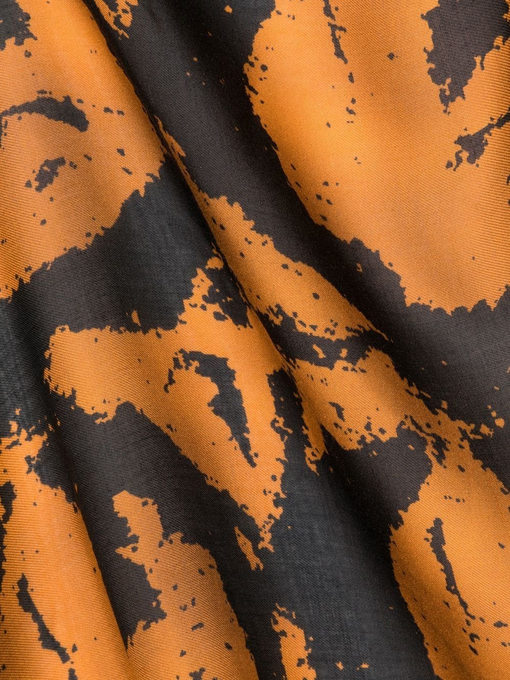graphic print scarf - 3
