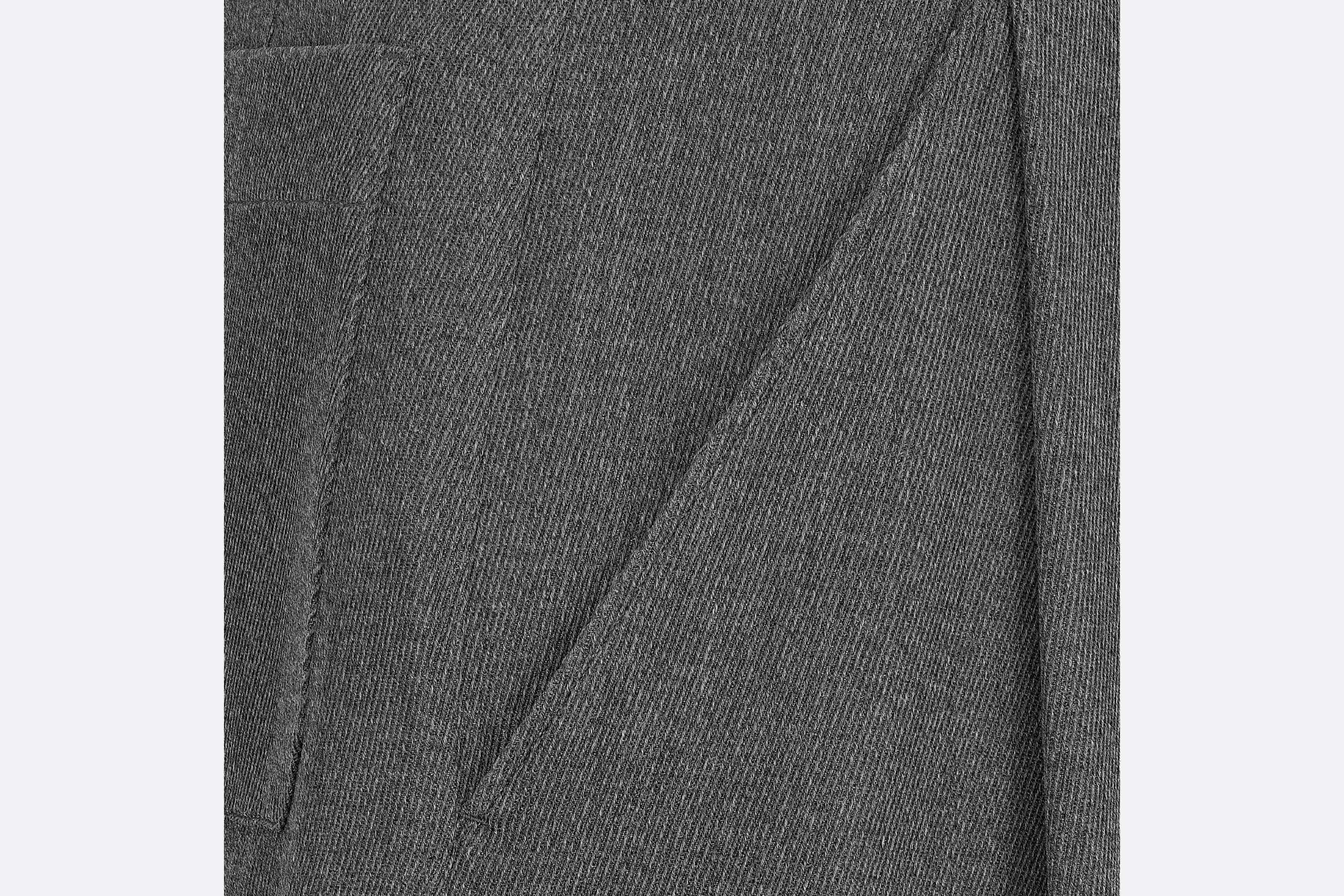 Loose-Fit Bermuda Shorts - 3