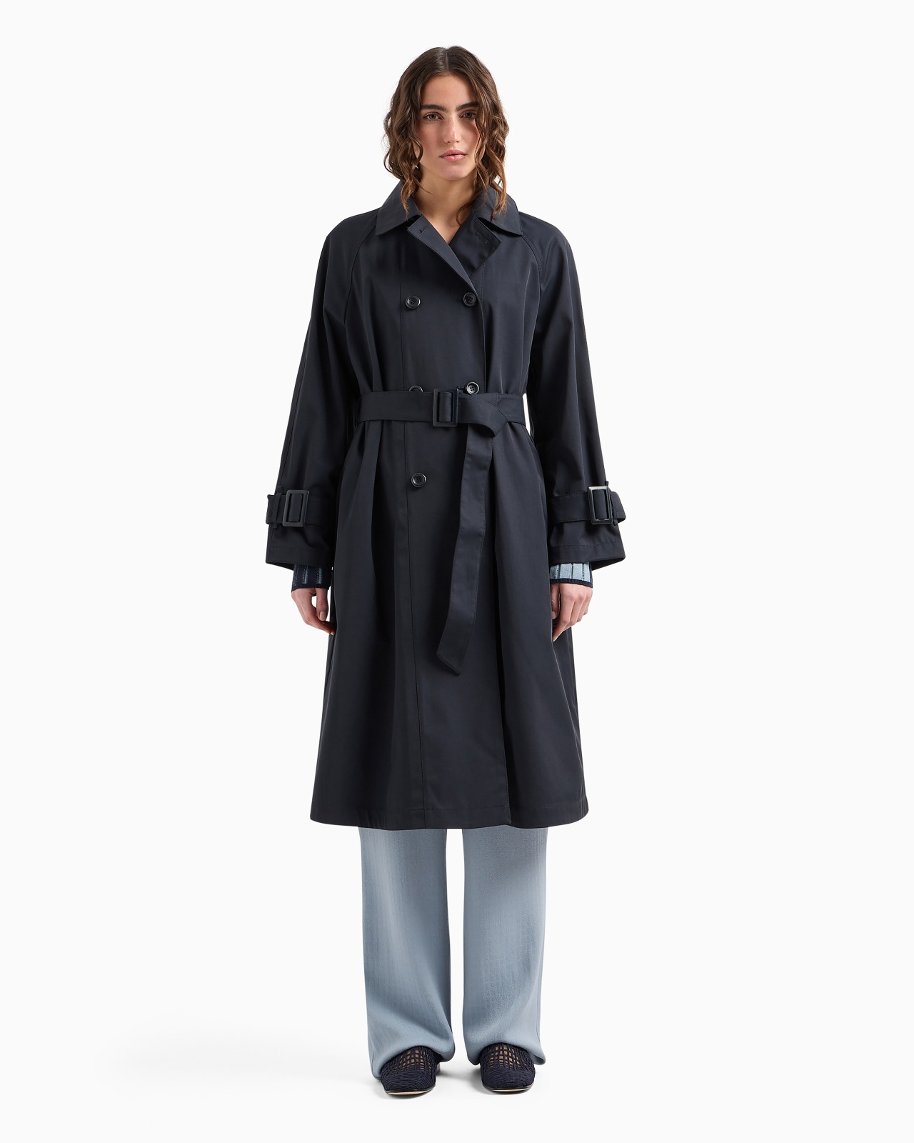 Double-breasted trench coat with belt in water-repellent technical cotton - 2