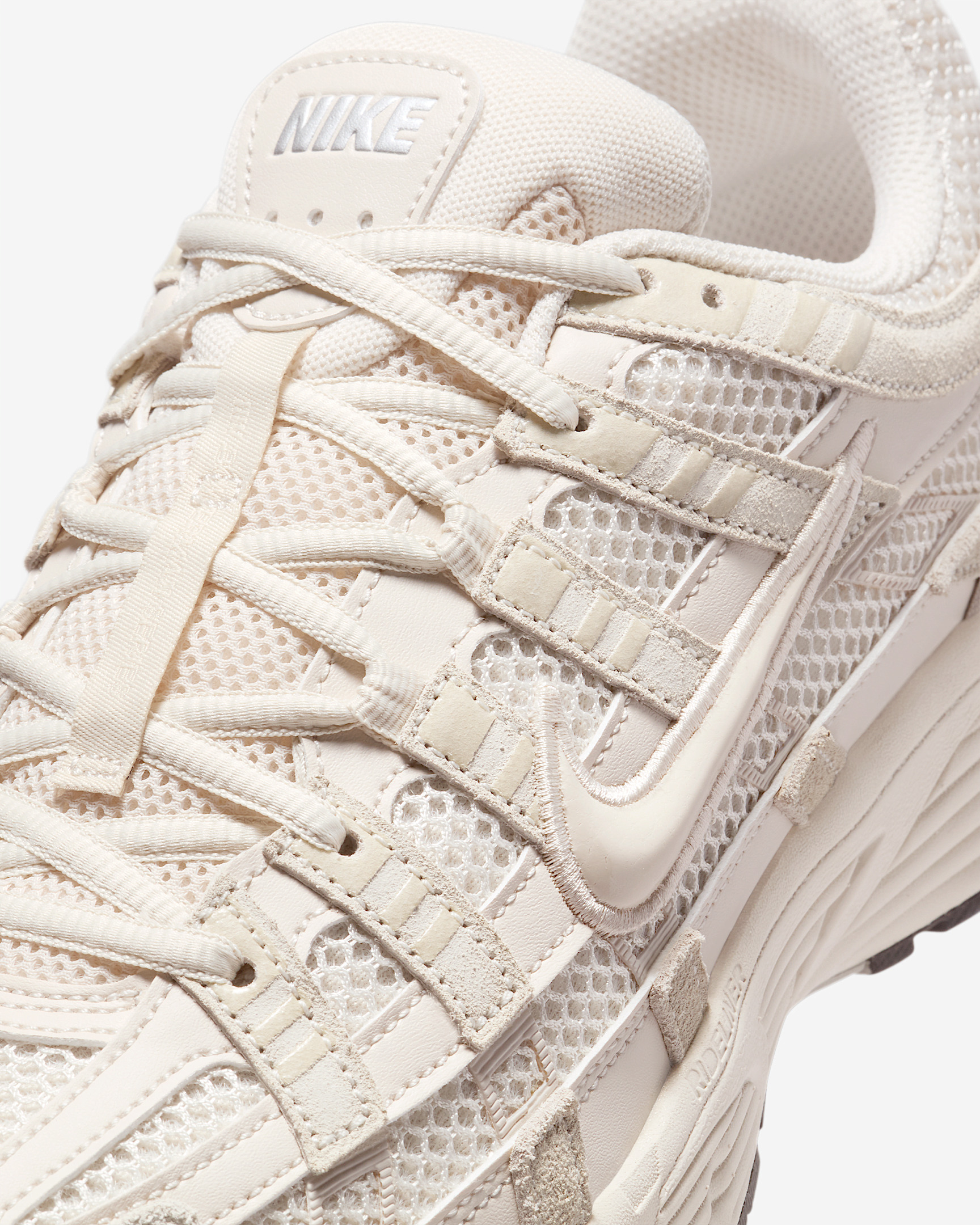 Nike P-6000 SE Men's Shoes - 7