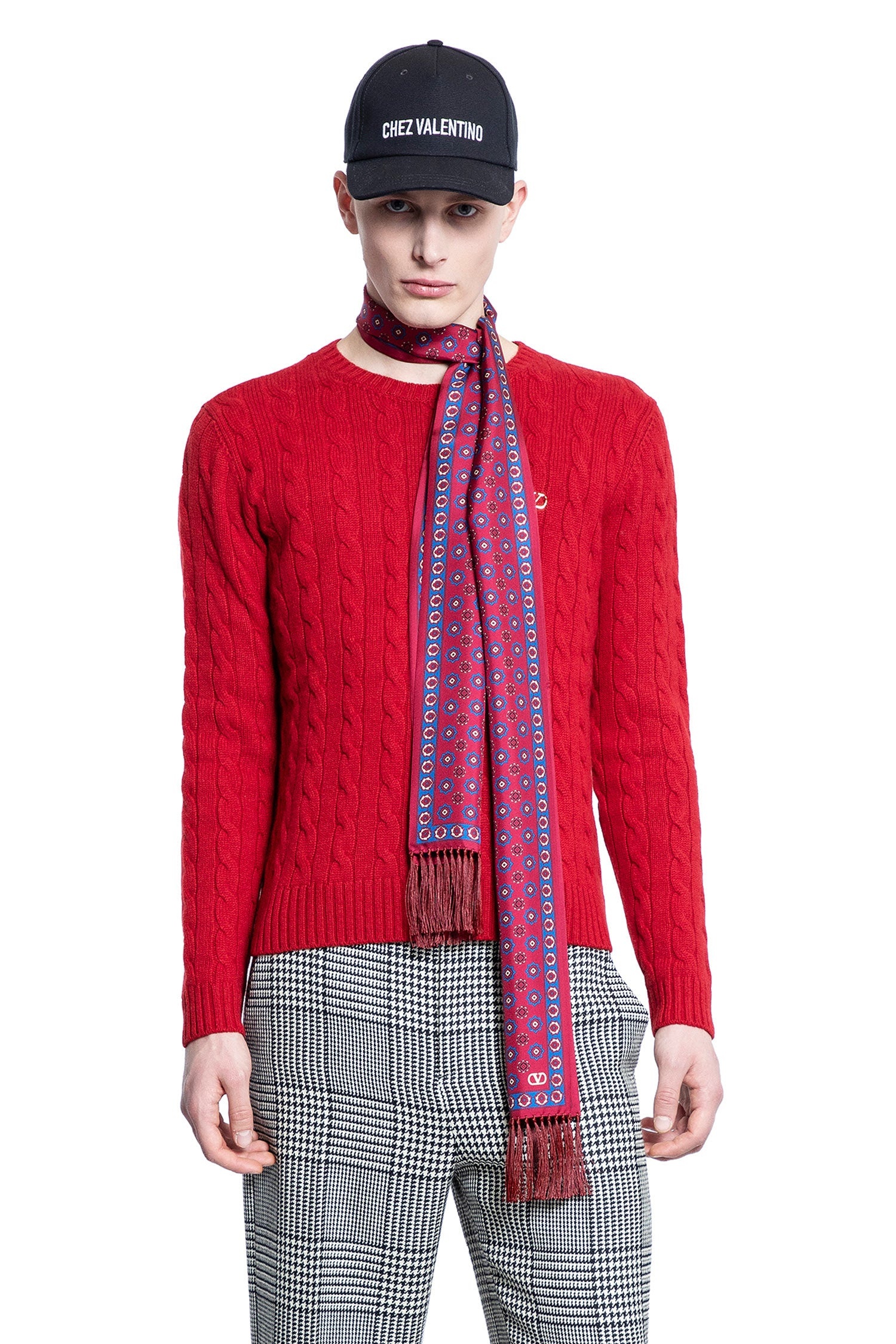 Vlogo-Cashmere-Cable-Knit-Sweater - 5