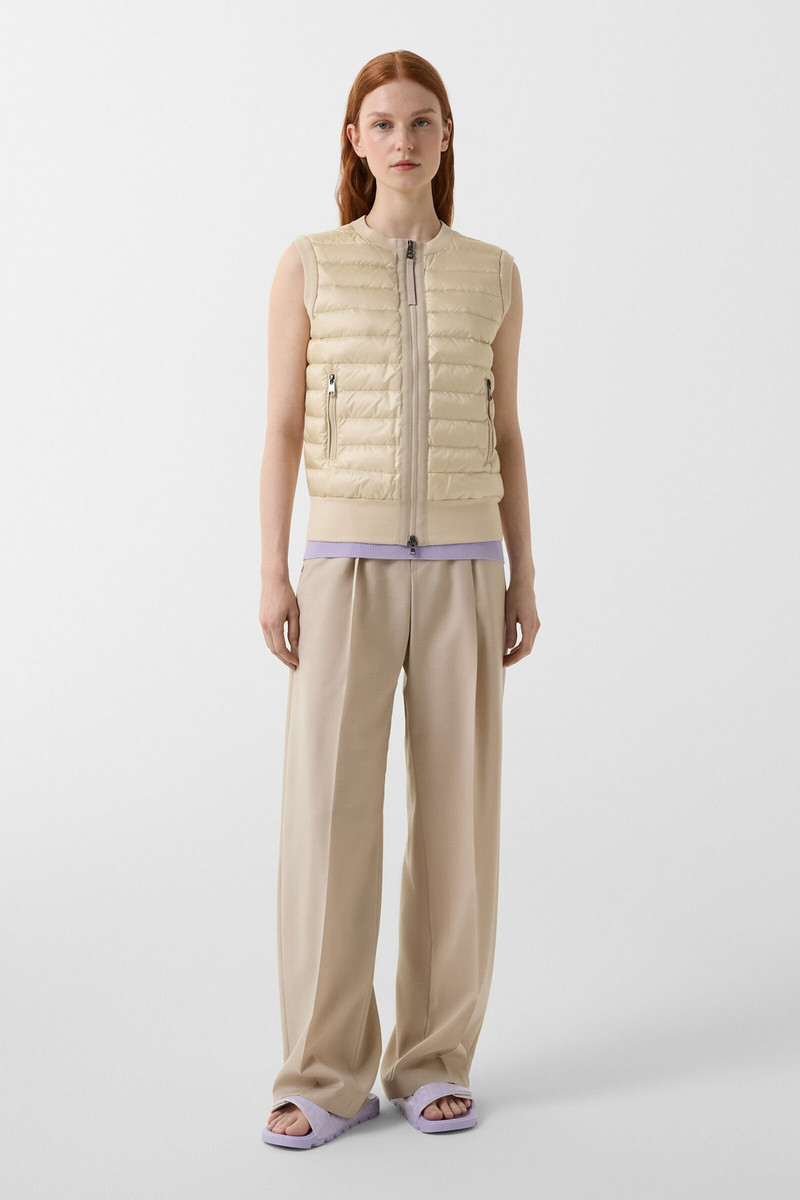 BOGNER Zira hybrid knitted vest in Sand outlook