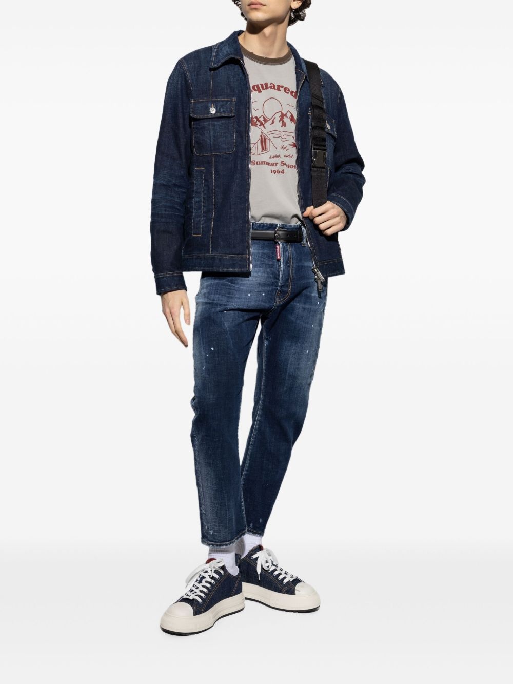 graphic-print T-shirt - 2