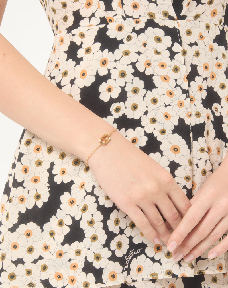 Valentino 금속 및 SWAROVSKI®의 OVAL BRACELET 옵션 정보 outlook