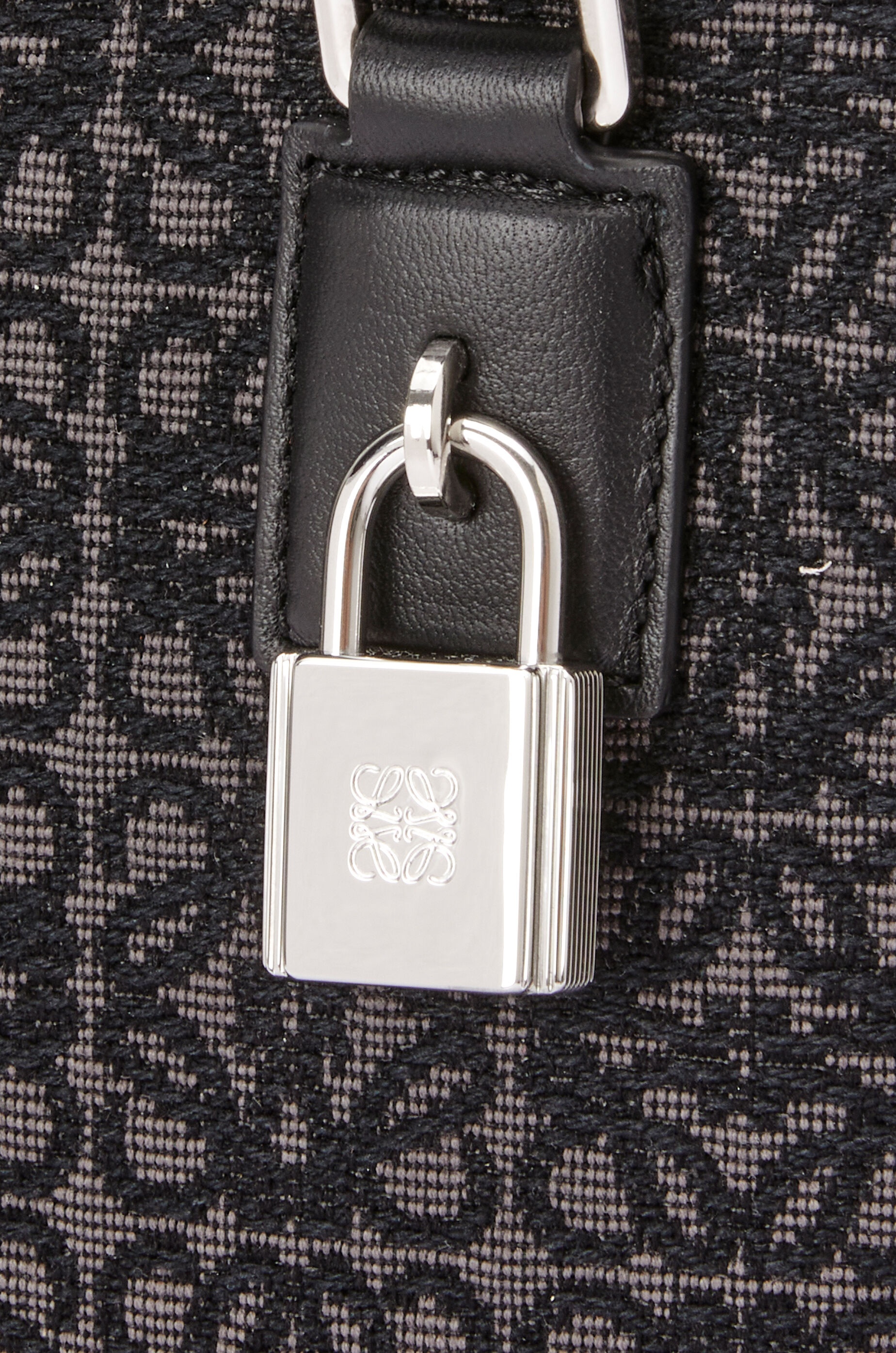 Loewe Amazona 15 in Anagram jacquard and calfskin | REVERSIBLE