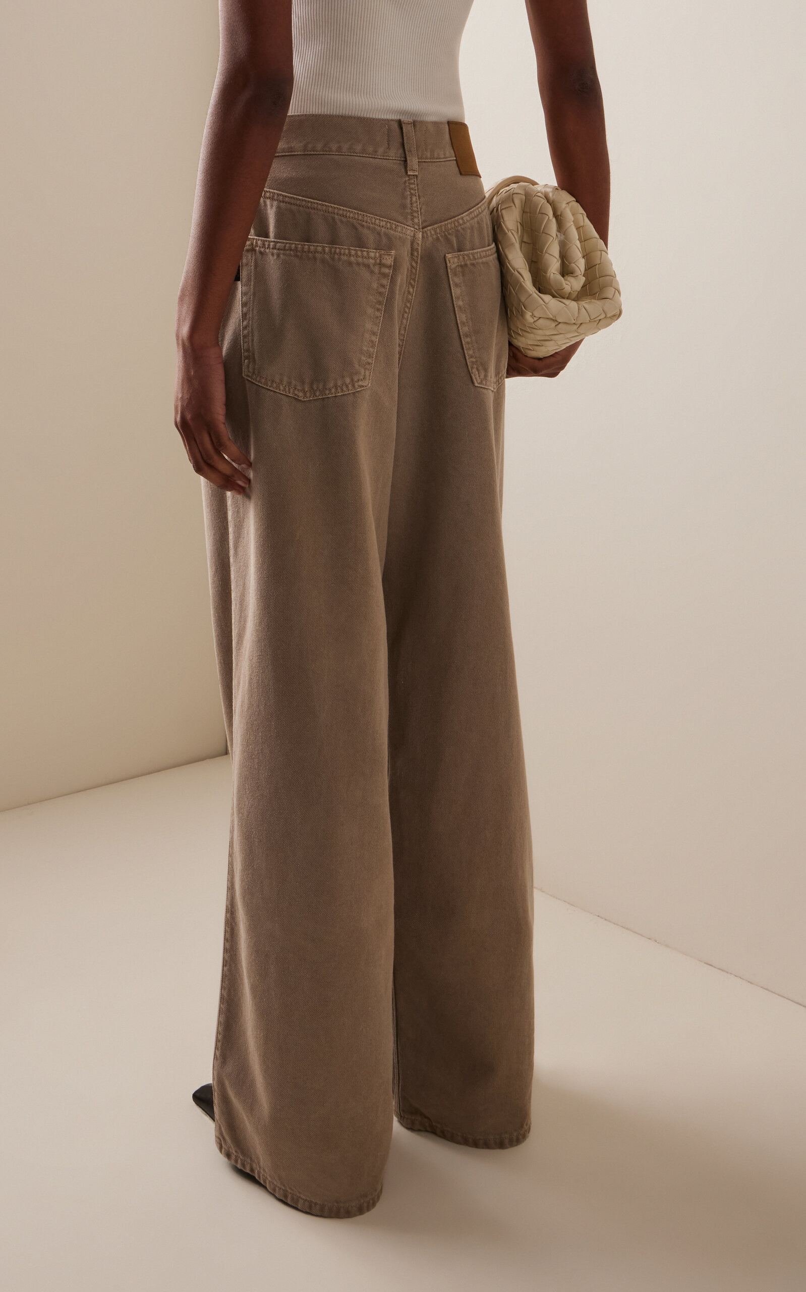 Candy Pleated Stretch Low-Rise Wide-Leg Jeans brown - 4