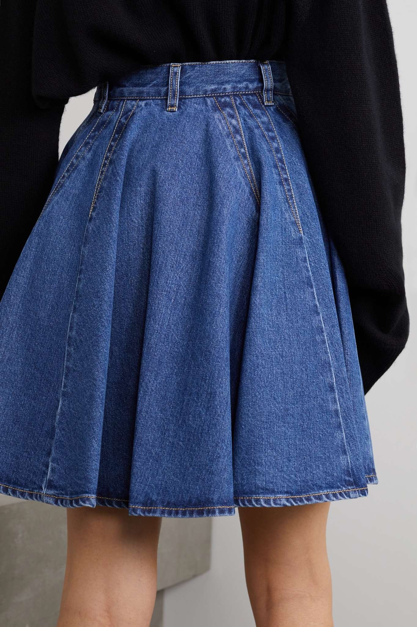 Pleated denim mini skirt - 4