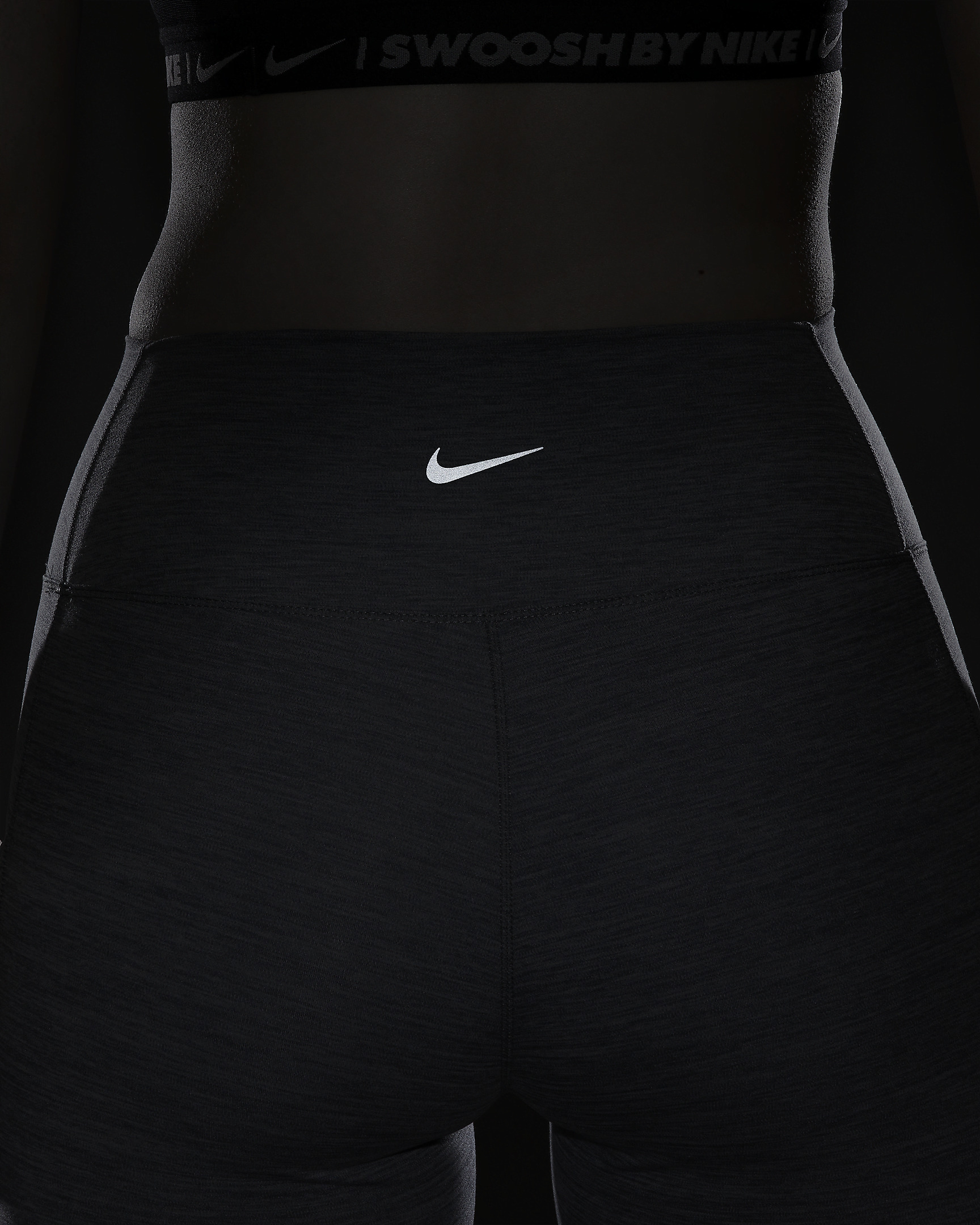 Nike One Women's High-Waisted 8" Biker Shorts with Pockets - 9