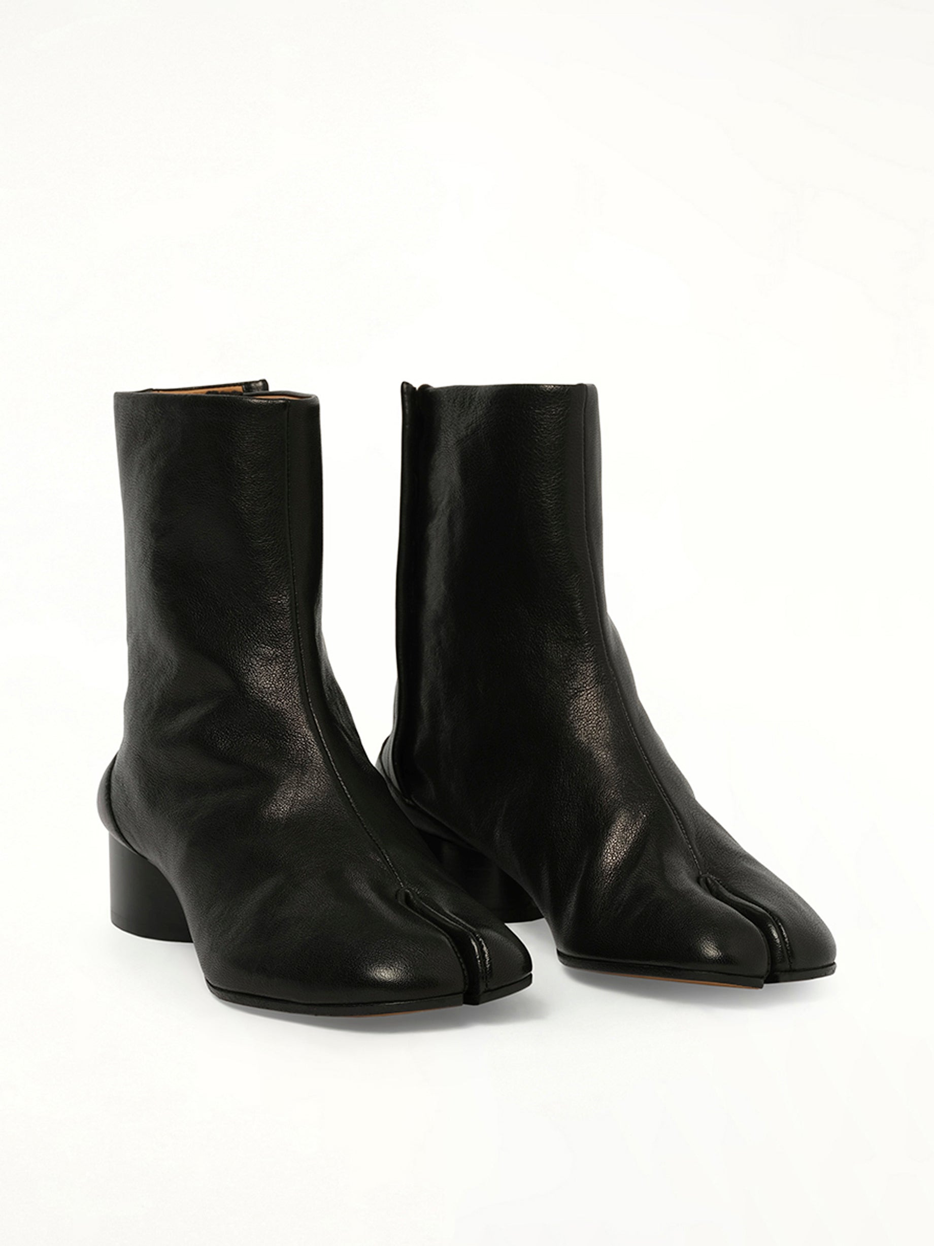 Tabi Ankle Boots 3cm Heel in Black - 2