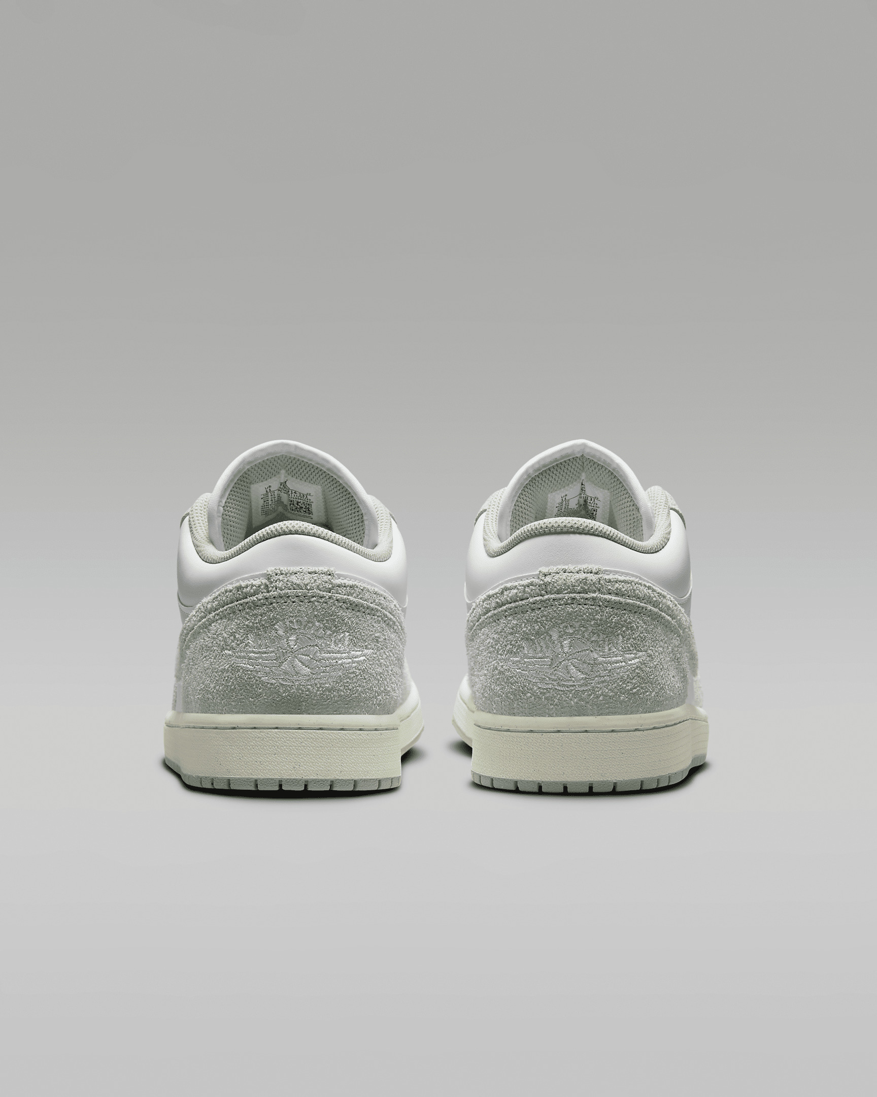 Men's Air Jordan 1 Low SE Shoes - 6
