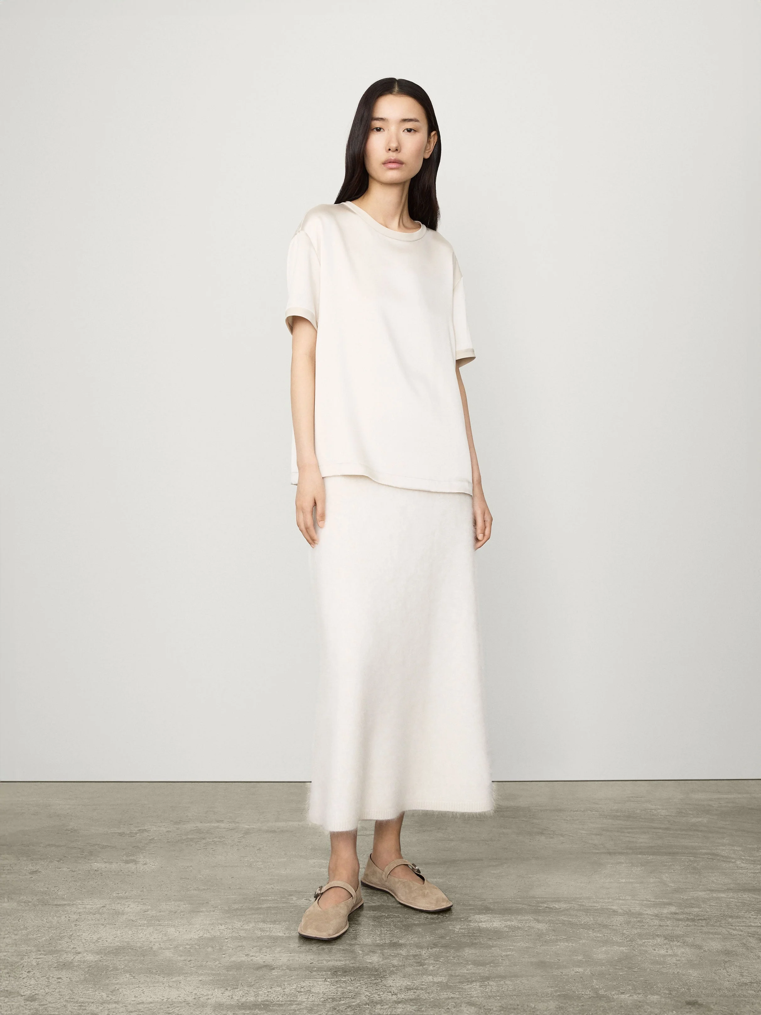 The Round Neck T-Shirt - 1