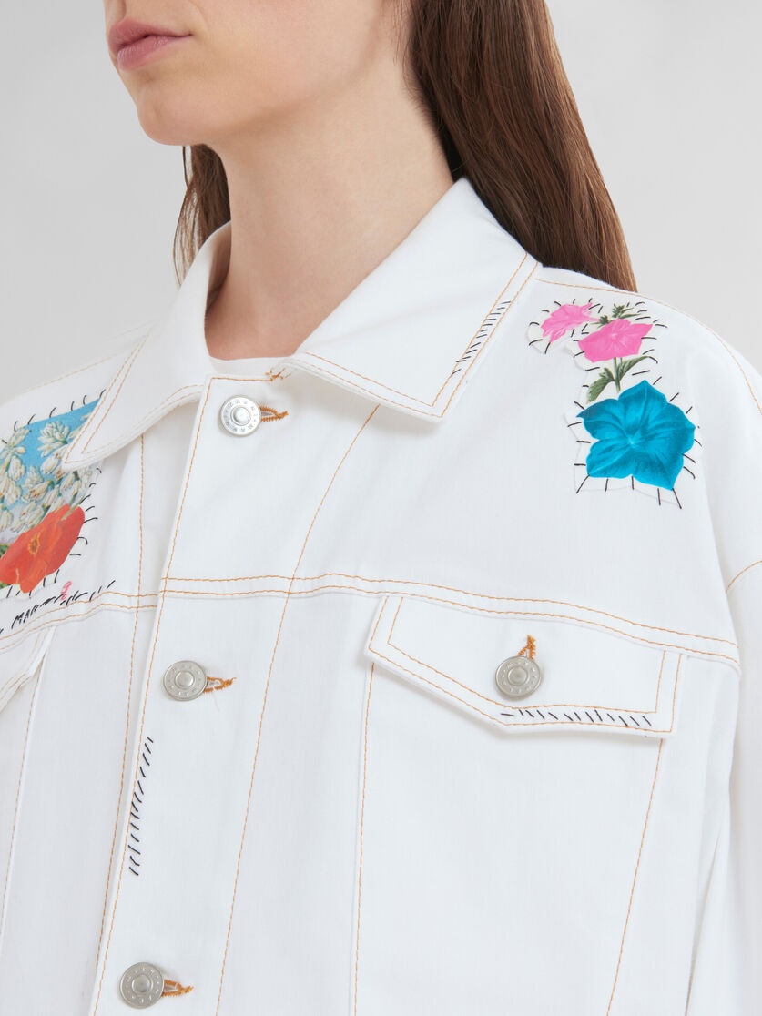 WHITE DENIM JACKET WITH FLOWER PATCHES - 5