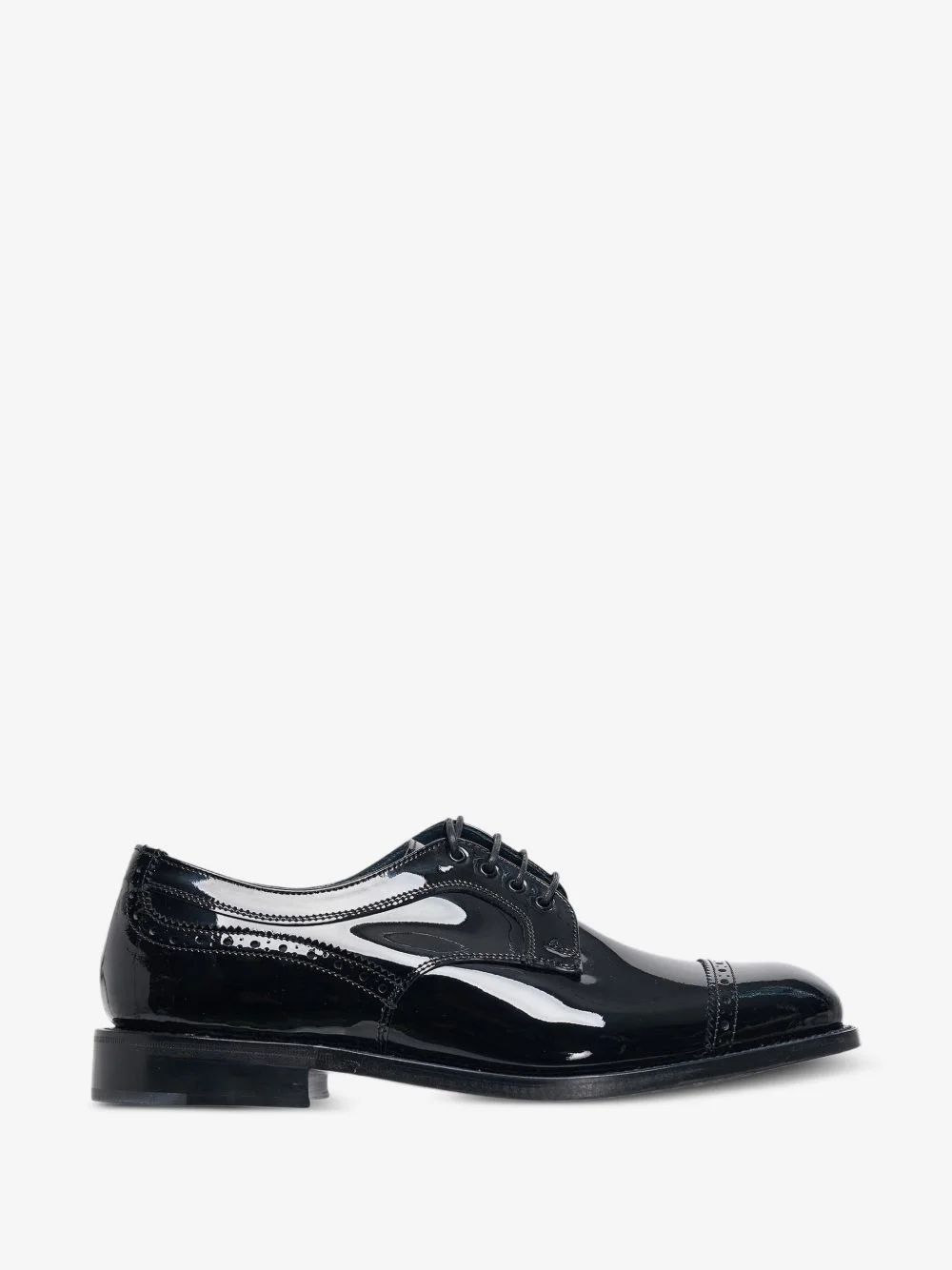 x Tricker's brogue-detail patent-leather derby shoes - 1