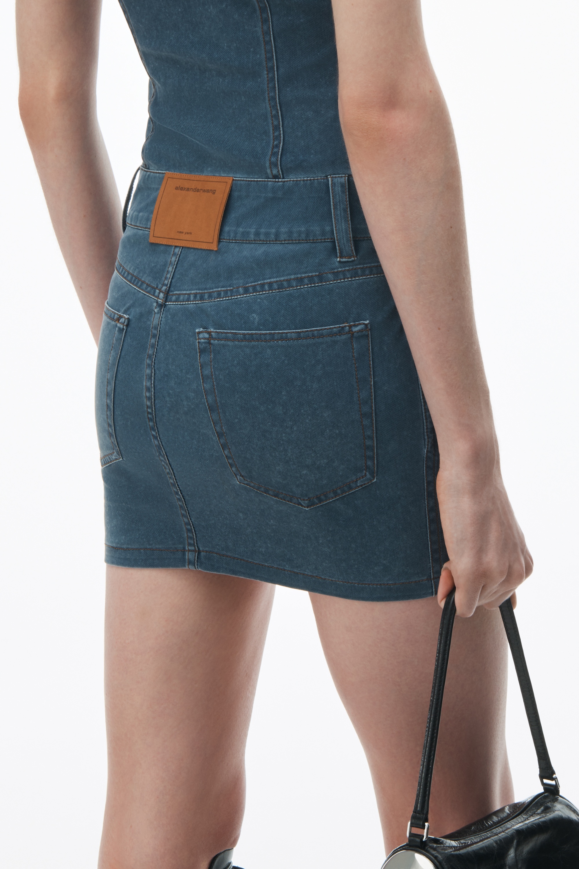 Bodycon Minidress in Denim Trompe-L'oeil - 6