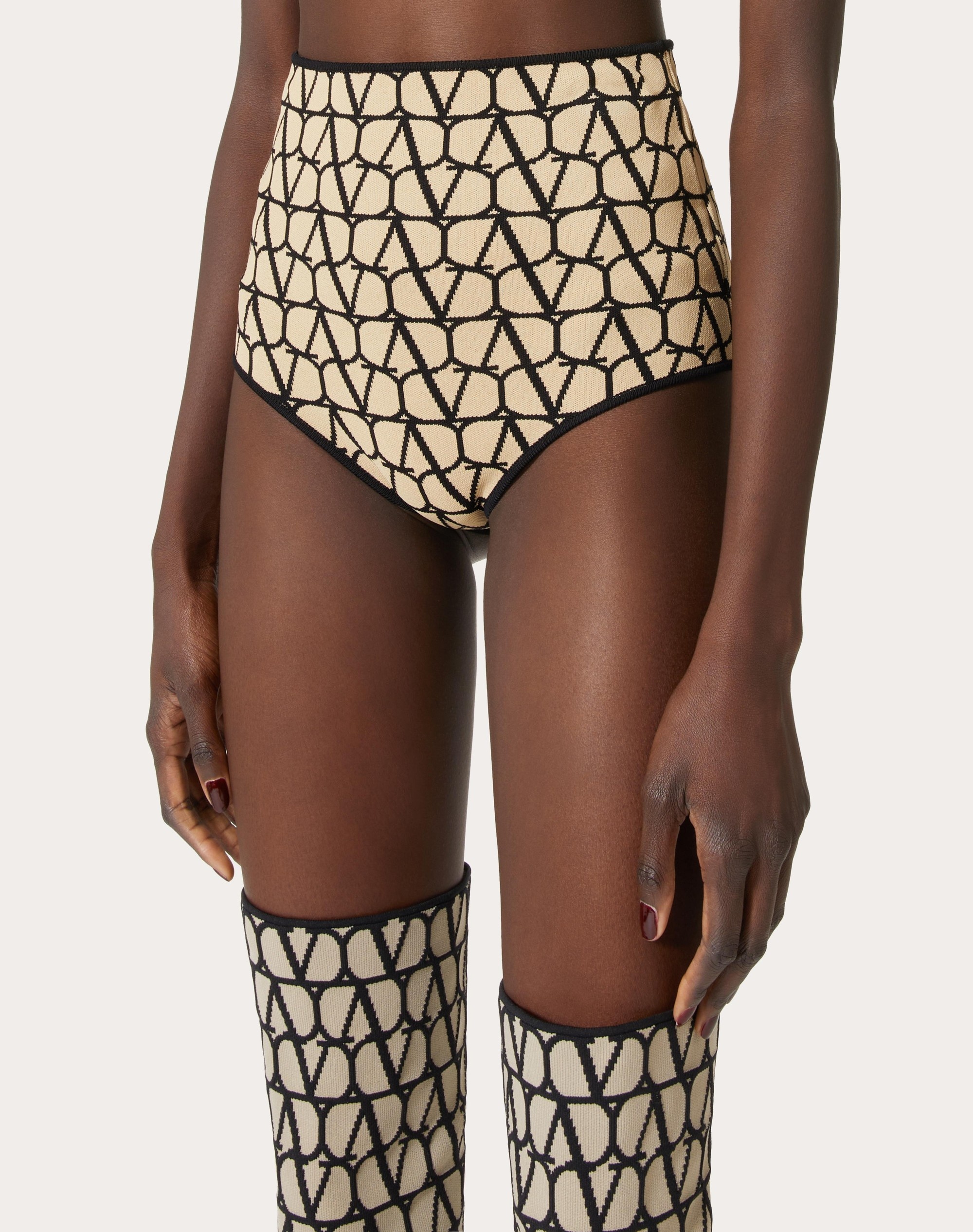 TOILE ICONOGRAPHE VISCOSE SHORTS - 5