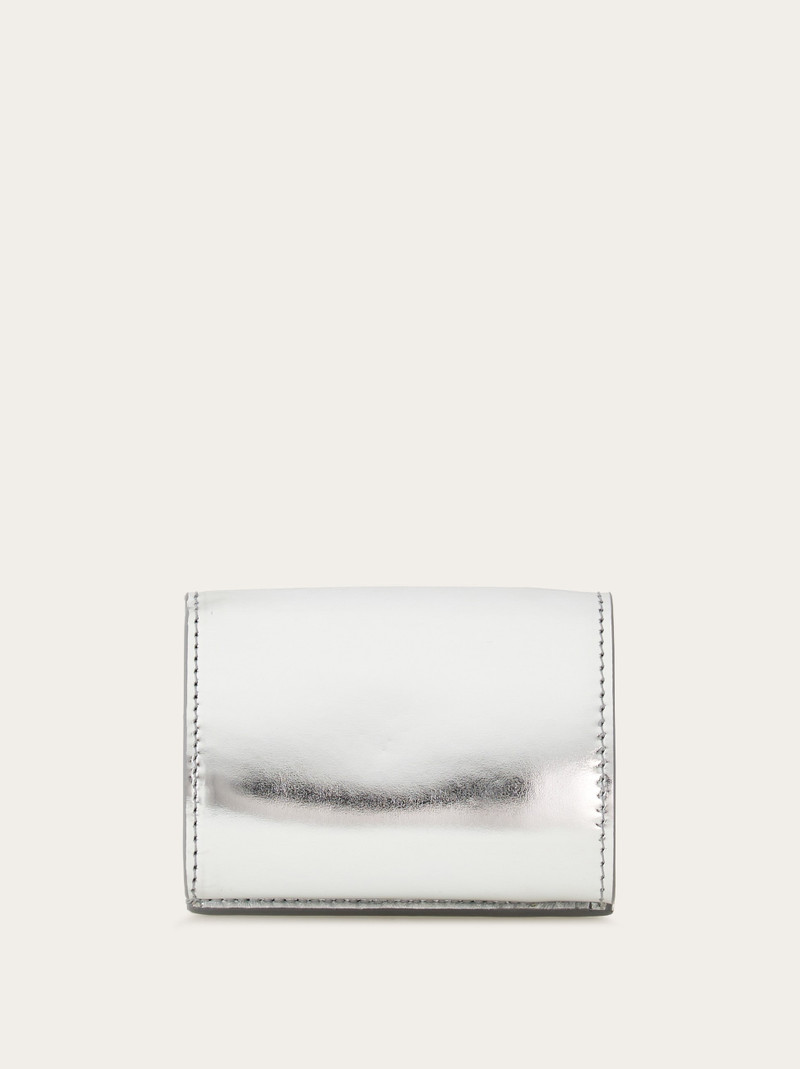 Hug two-tone wallet with strap 3