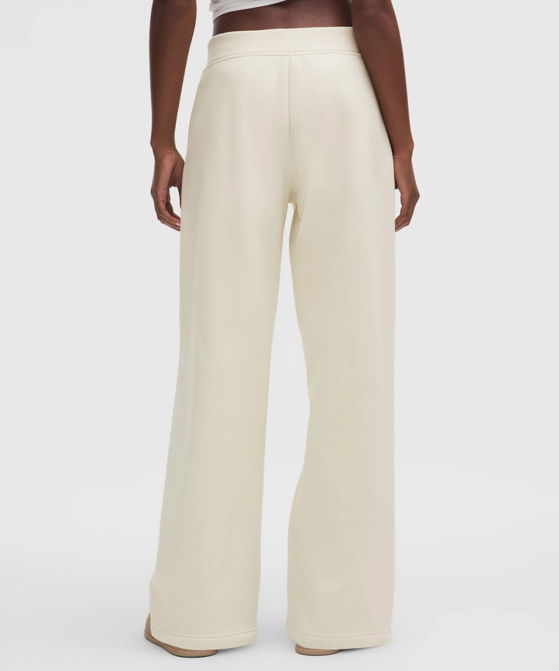 Women's Big Cozy Ultra-Oversized Wide-Leg Pant *Regular 3