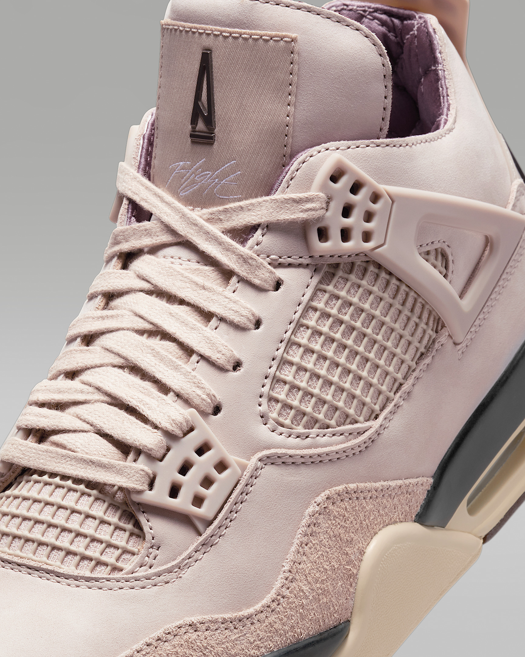 Air Jordan 4 Retro x A Ma Maniére Women's Shoes - 7