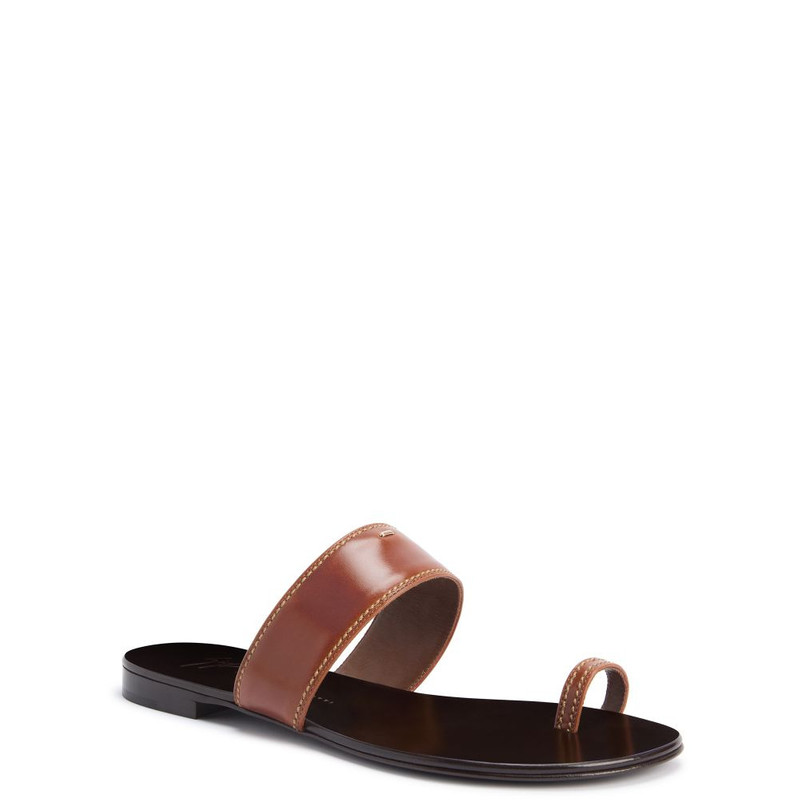 Giuseppe Zanotti Nitis Flat outlook