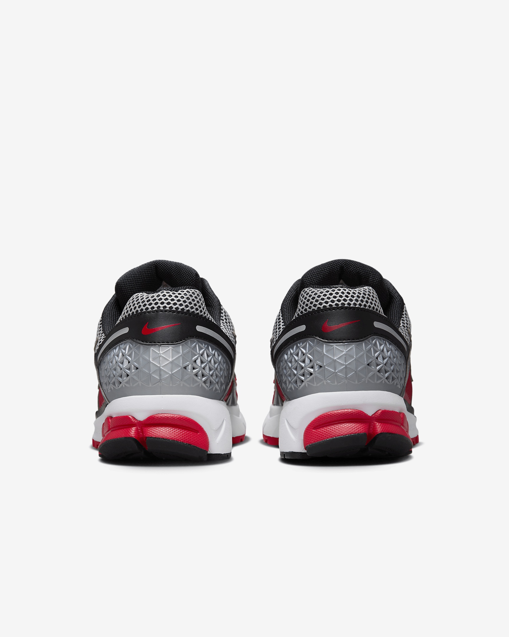 Nike Zoom Vomero 5 Men's Shoes - 6
