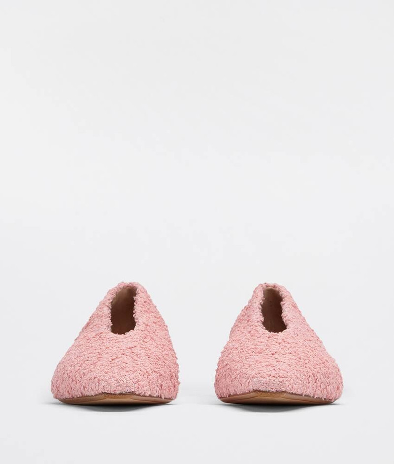 Bottega Veneta almond outlook