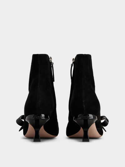 Roger Vivier Virgule Bow Ankle Boots in Suede outlook