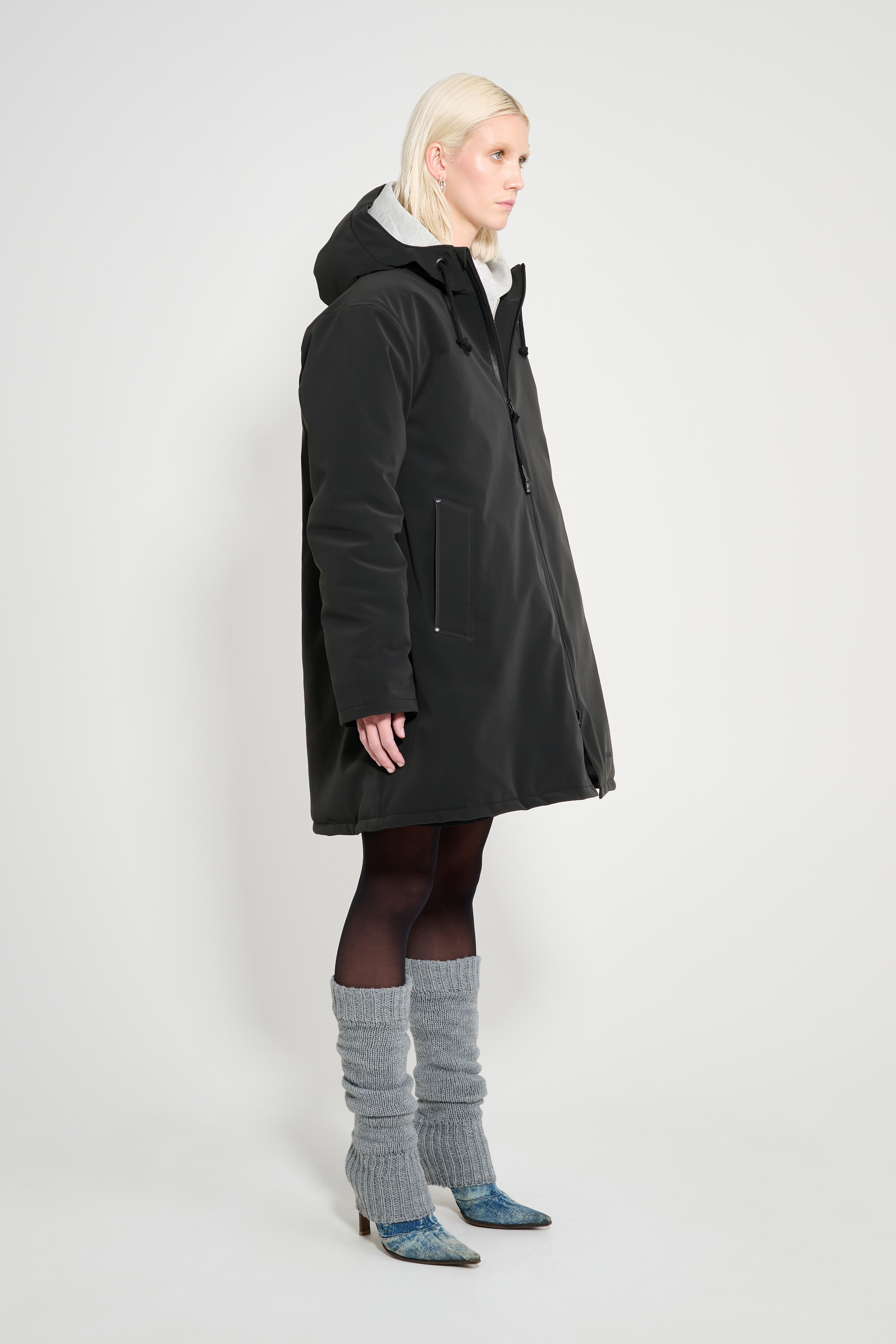 Mosebacke Matte Winter Coat Black - 3