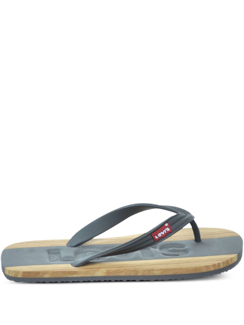 Jayden flip flops 1