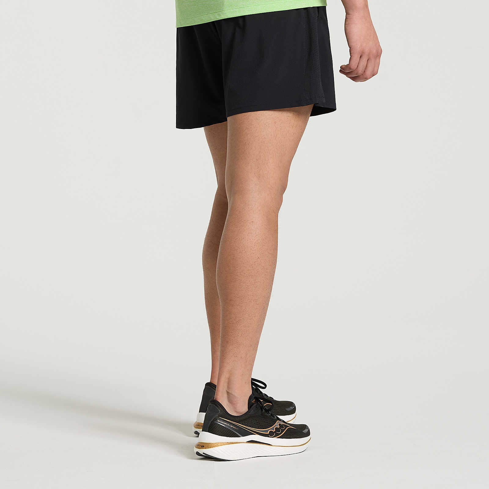 Outpace 5" Short - 4