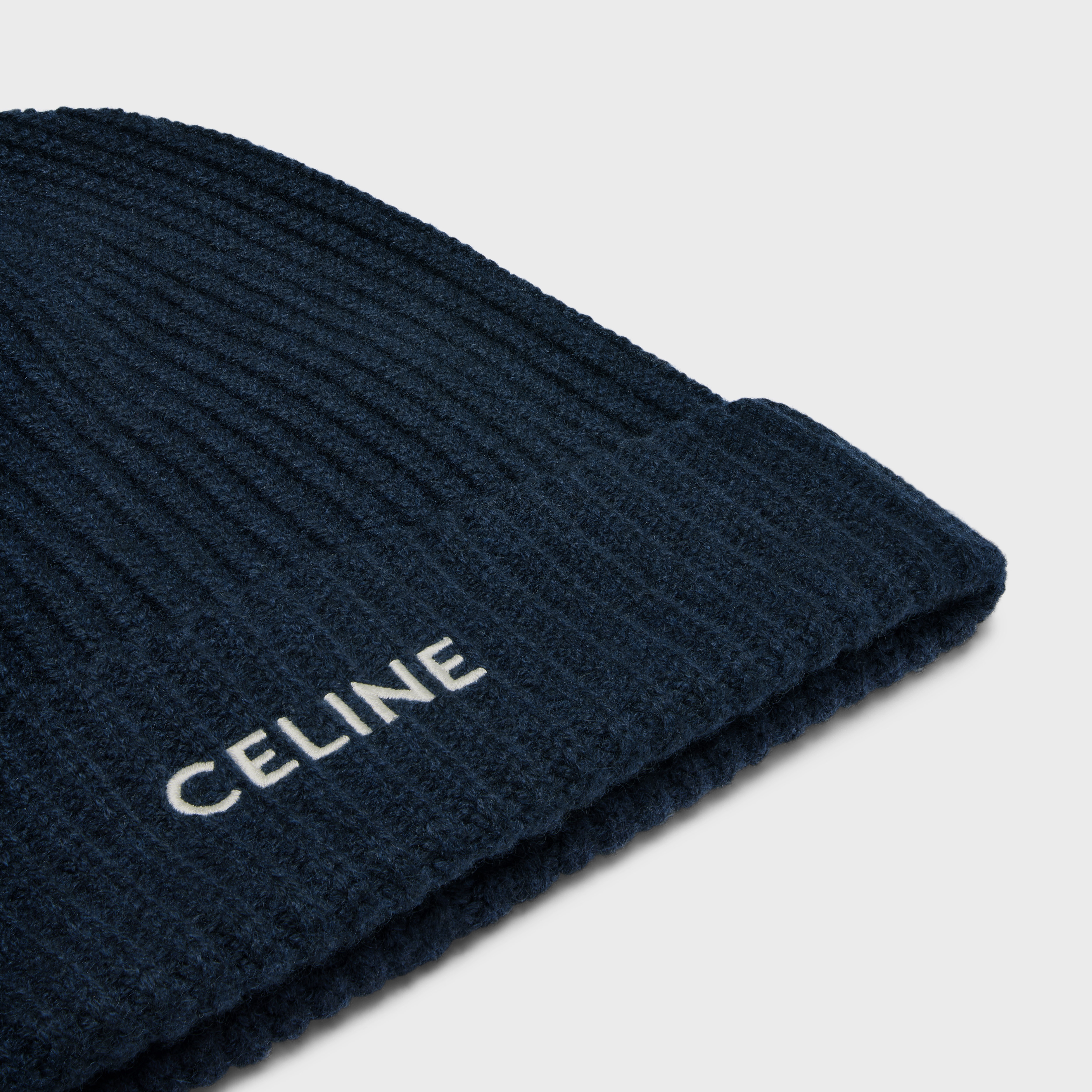 Celine beanie in heritage cashmere - 3