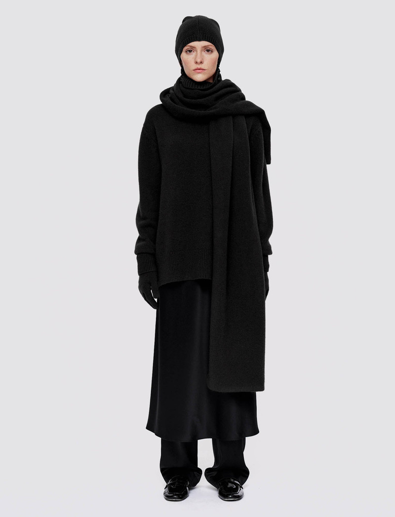 JOSEPH Luxe Cashmere Scarf outlook