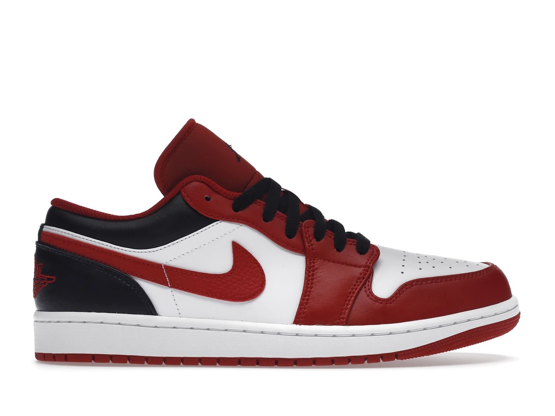 Jordan 1 Low Bulls - 1